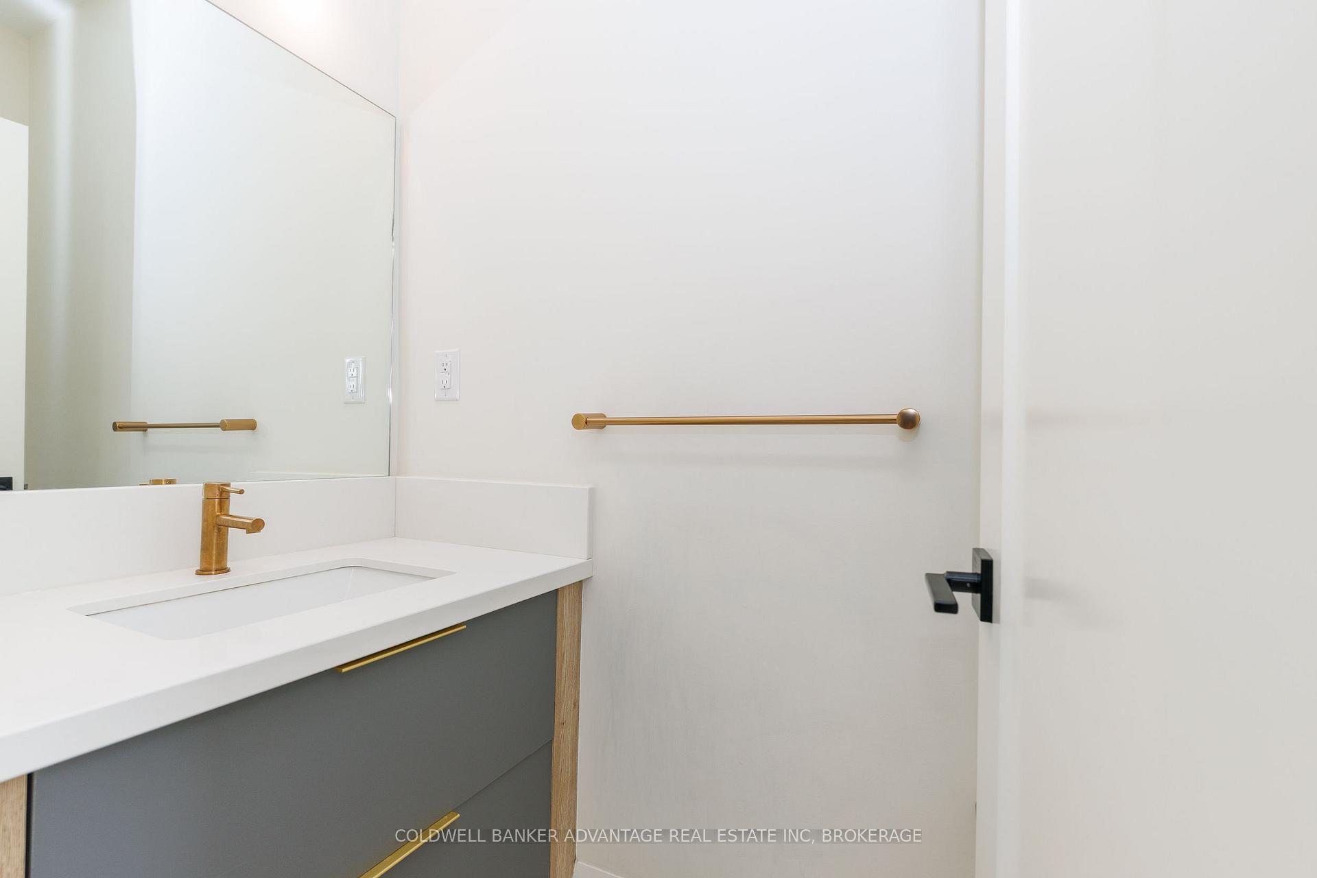 Photo 20 of 445 Julia Drive, Welland, Coyle Creek — HOMEH