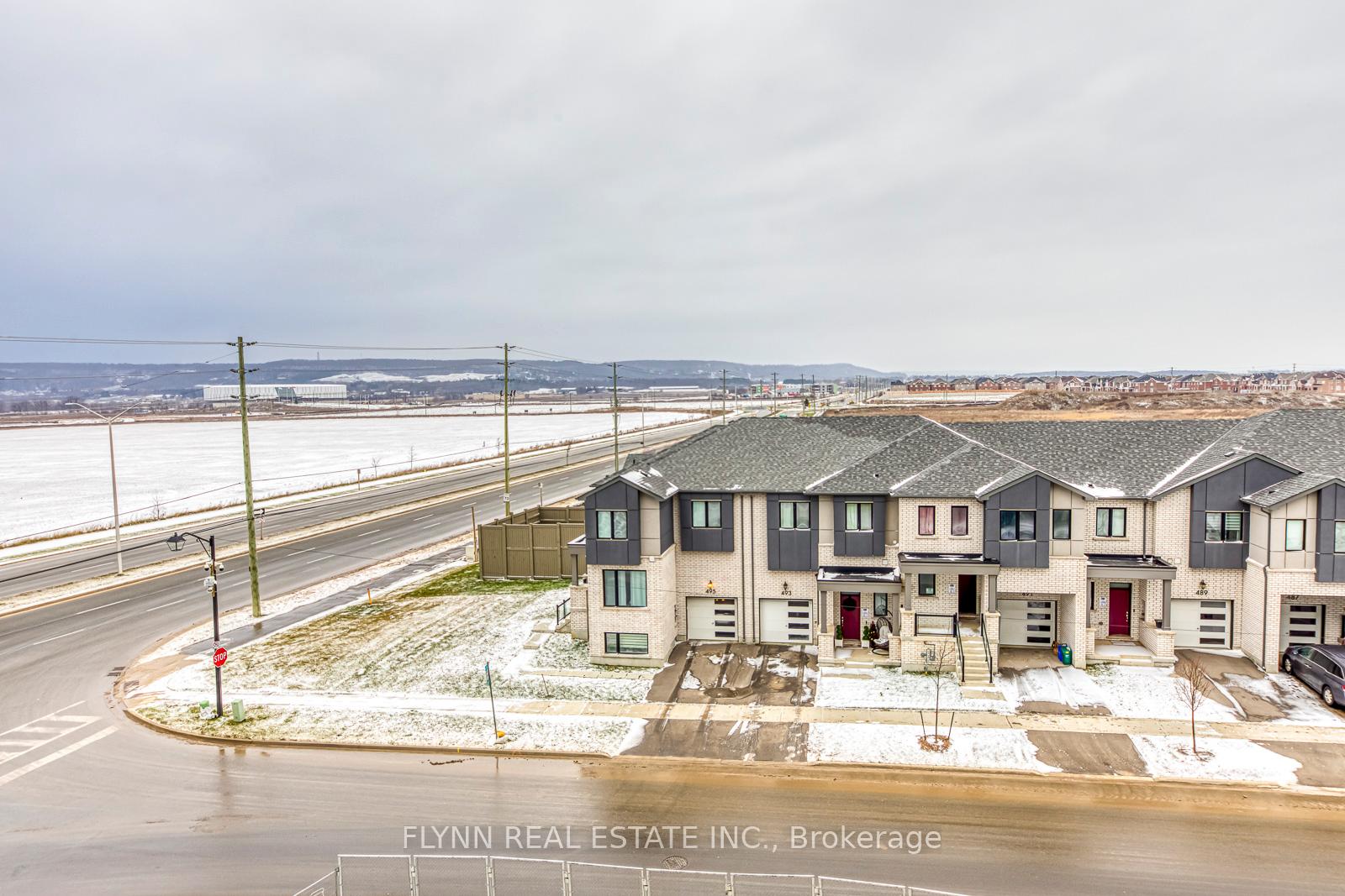 Photo 18 of Unit 401, 490 Gordon Krantz Avenue, Milton, Walker — HOMEH