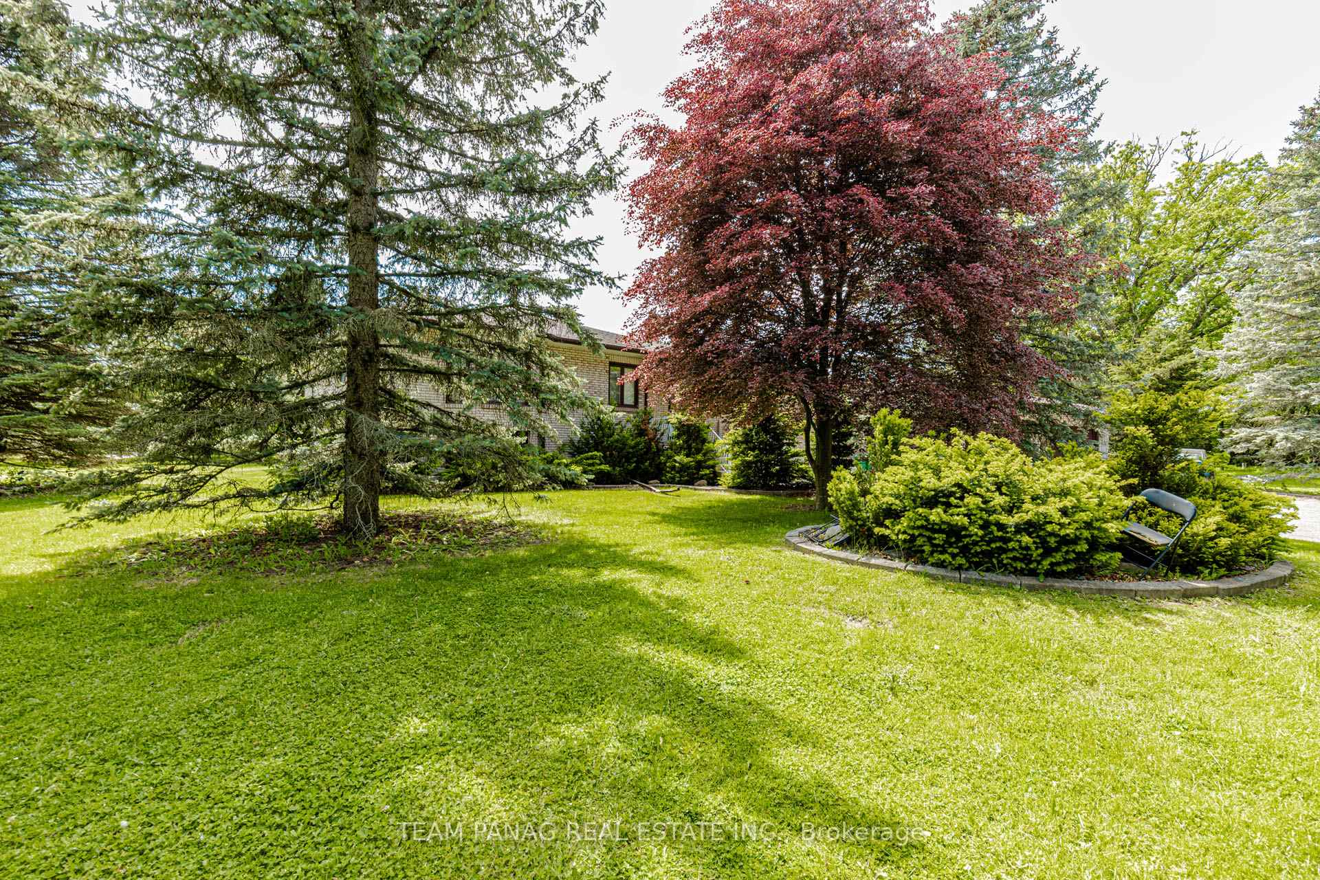 Photo 19 of 6 Forestbrook Court, Brampton, Toronto Gore Rural Estate — HOMEH