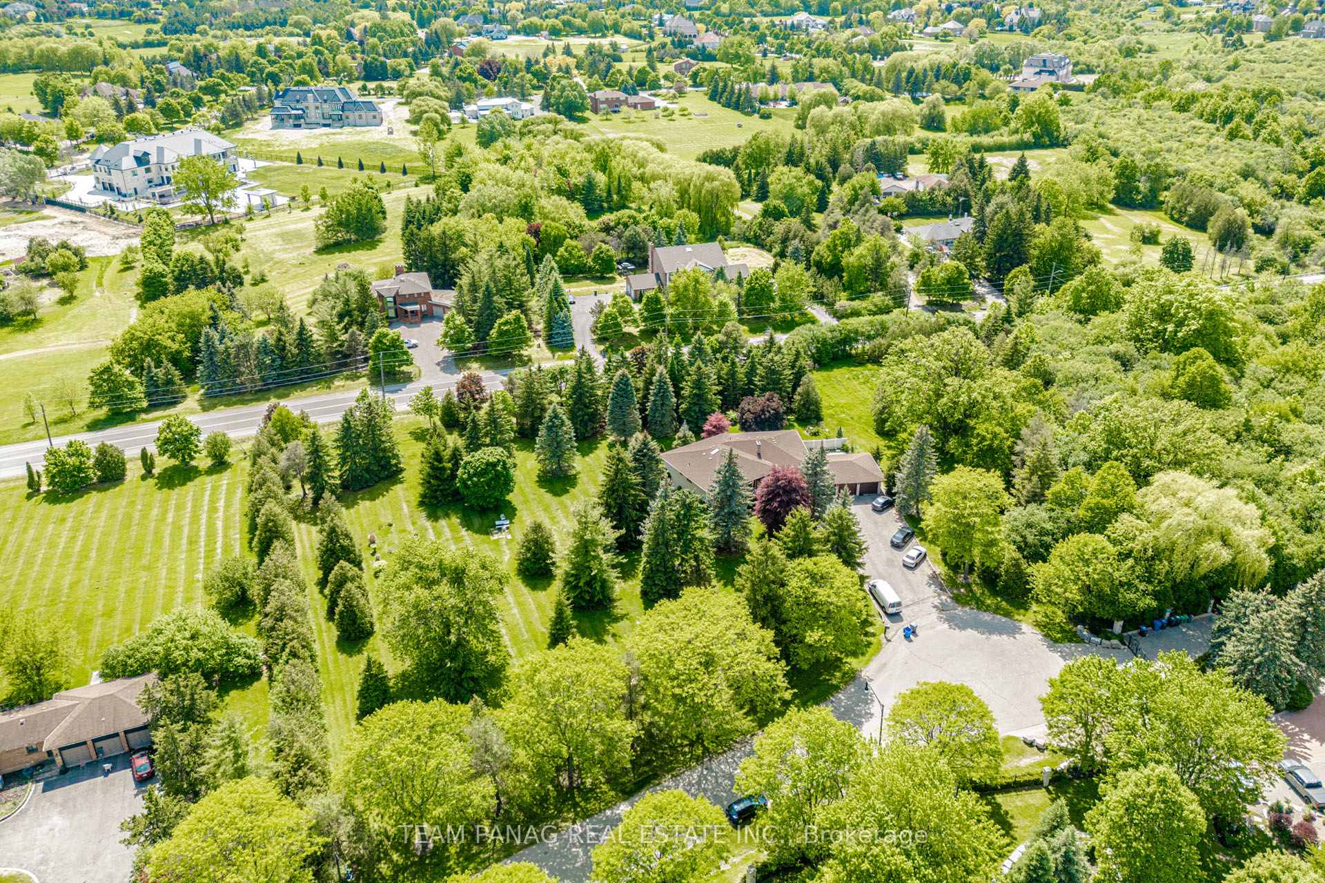 Photo 24 of 6 Forestbrook Court, Brampton, Toronto Gore Rural Estate — HOMEH