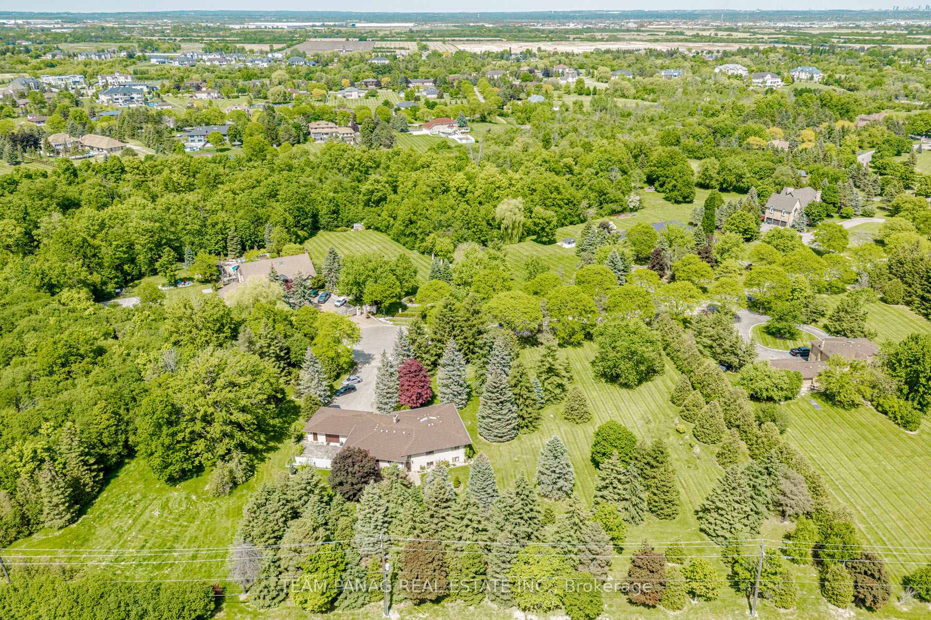 Photo 31 of 6 Forestbrook Court, Brampton, Toronto Gore Rural Estate — HOMEH