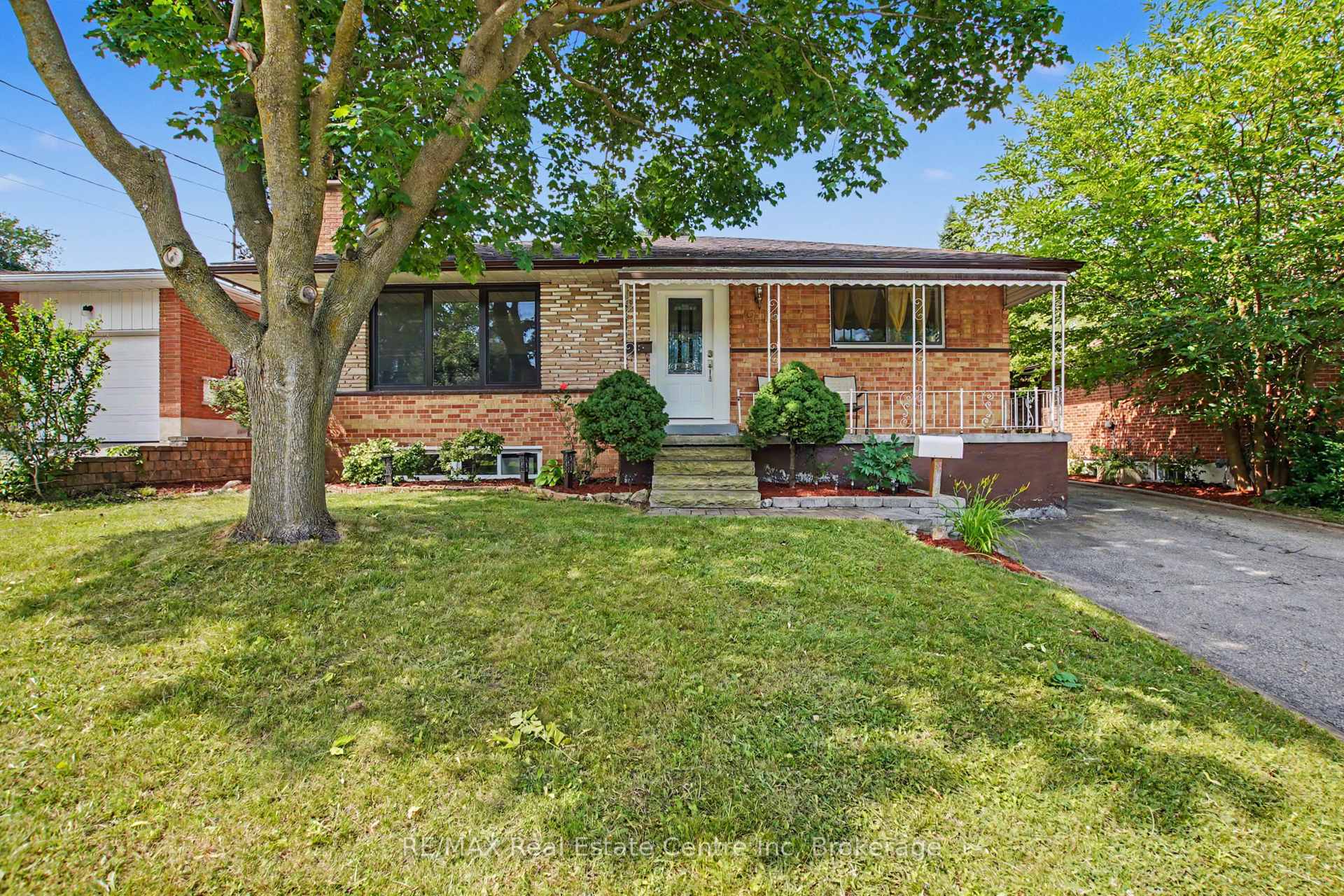 Photo 1 of 91 Dumbarton Street, Guelph, Riverside Park — HOMEH
