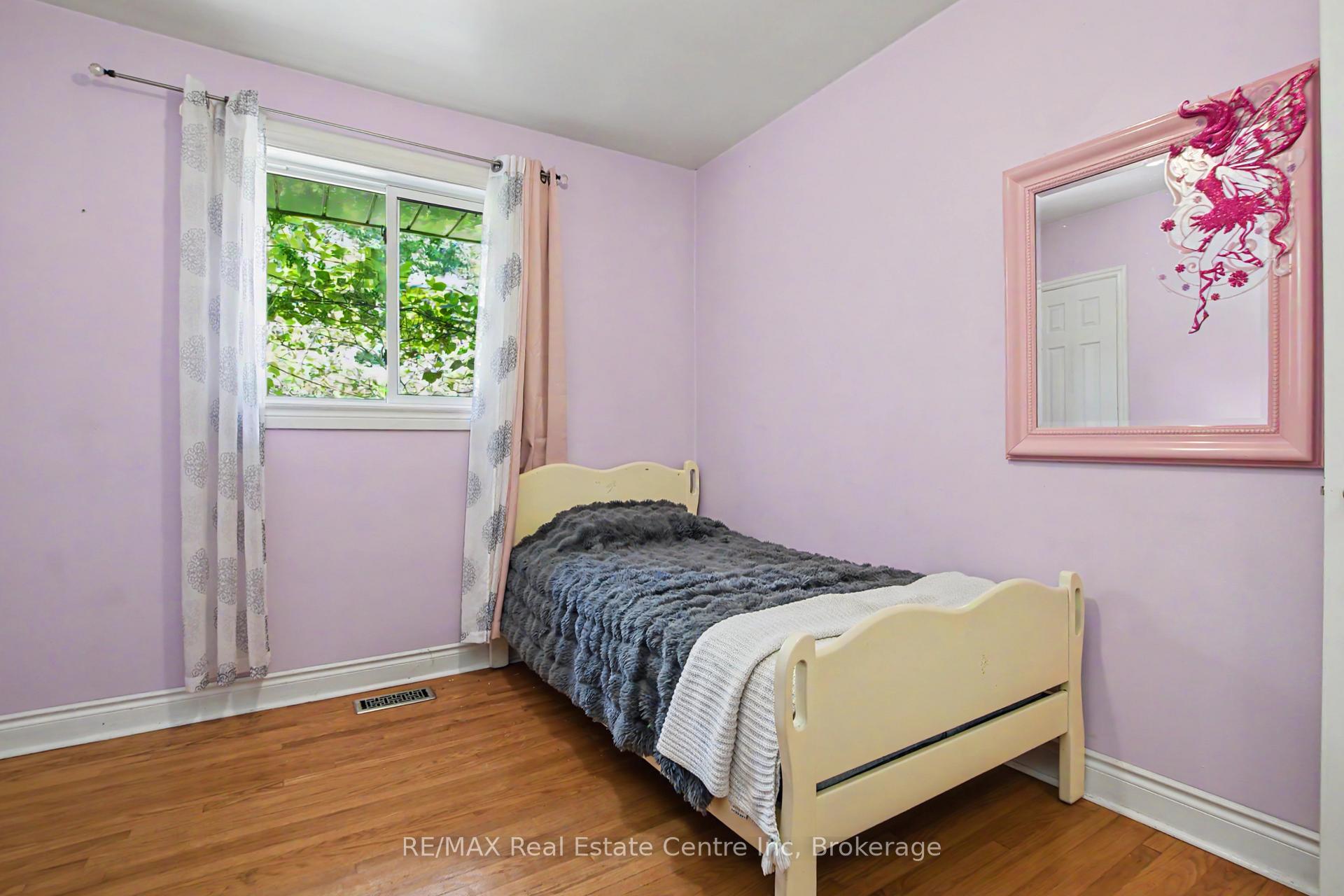 Photo 15 of 91 Dumbarton Street, Guelph, Riverside Park — HOMEH
