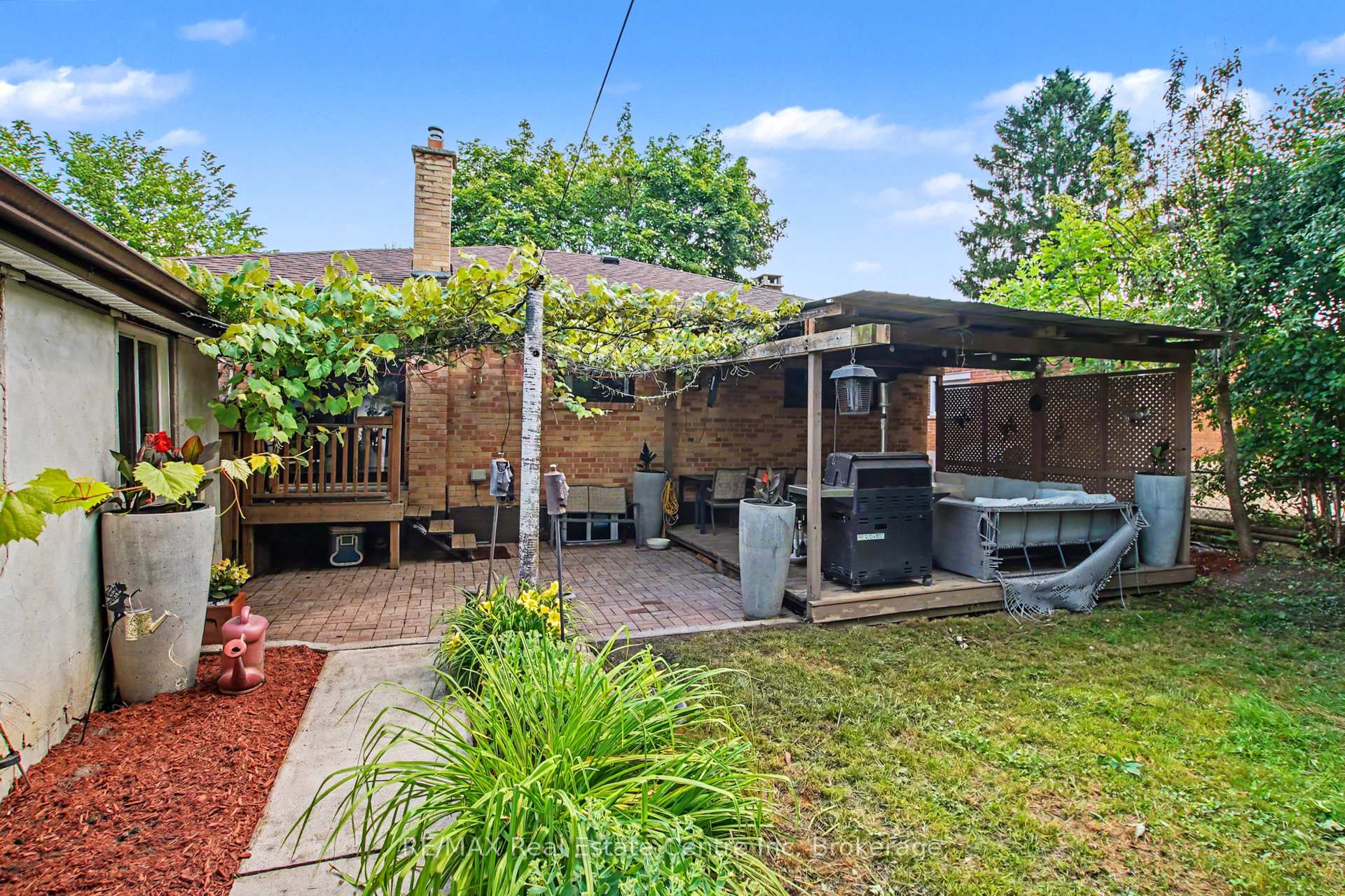 Photo 25 of 91 Dumbarton Street, Guelph, Riverside Park — HOMEH