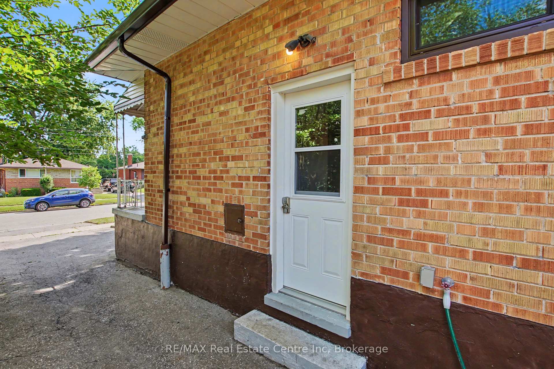 Photo 31 of 91 Dumbarton Street, Guelph, Riverside Park — HOMEH