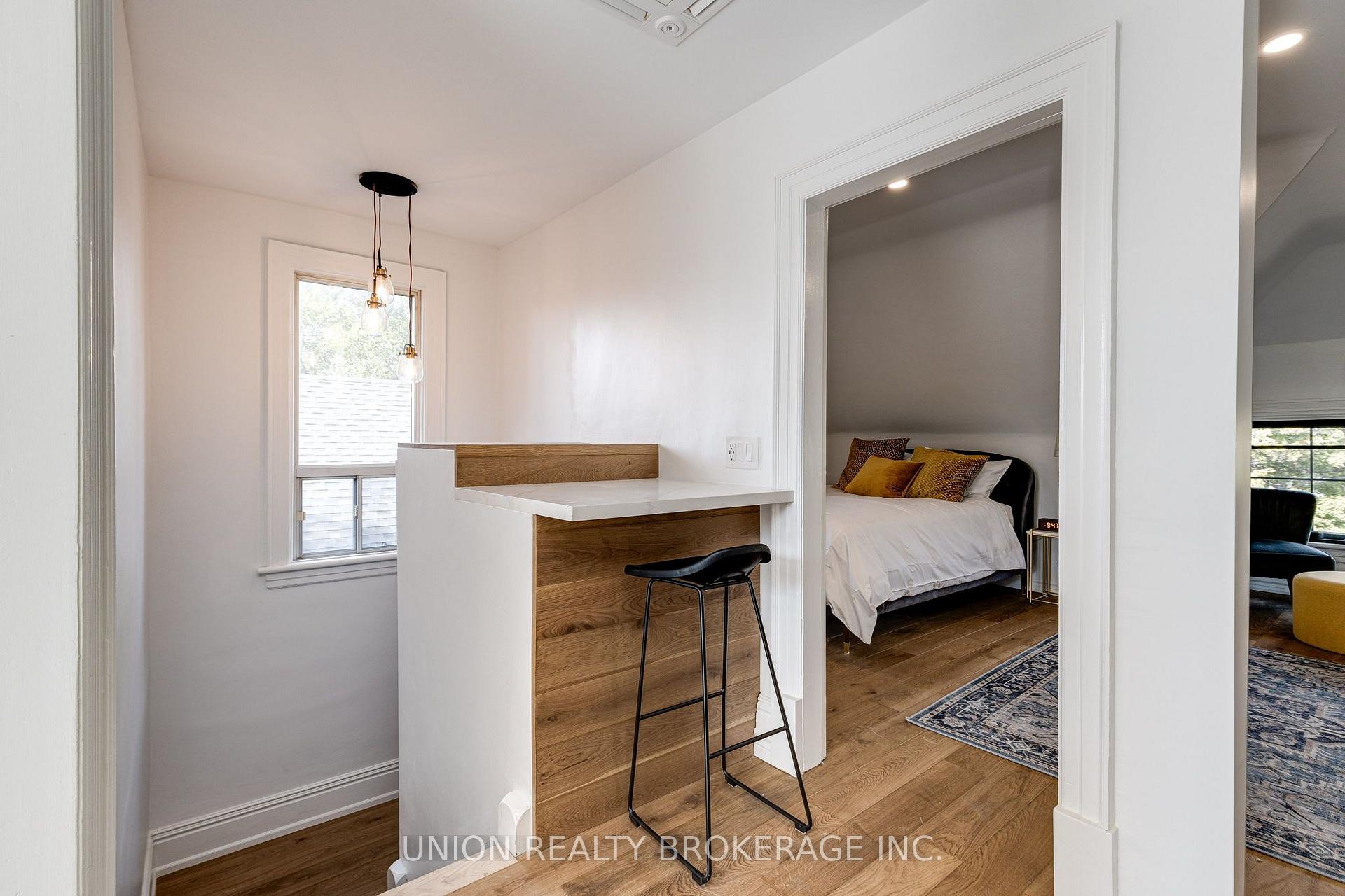 Photo 6 of Unit 300, 3 Withrow Avenue, Toronto, North Riverdale — HOMEH