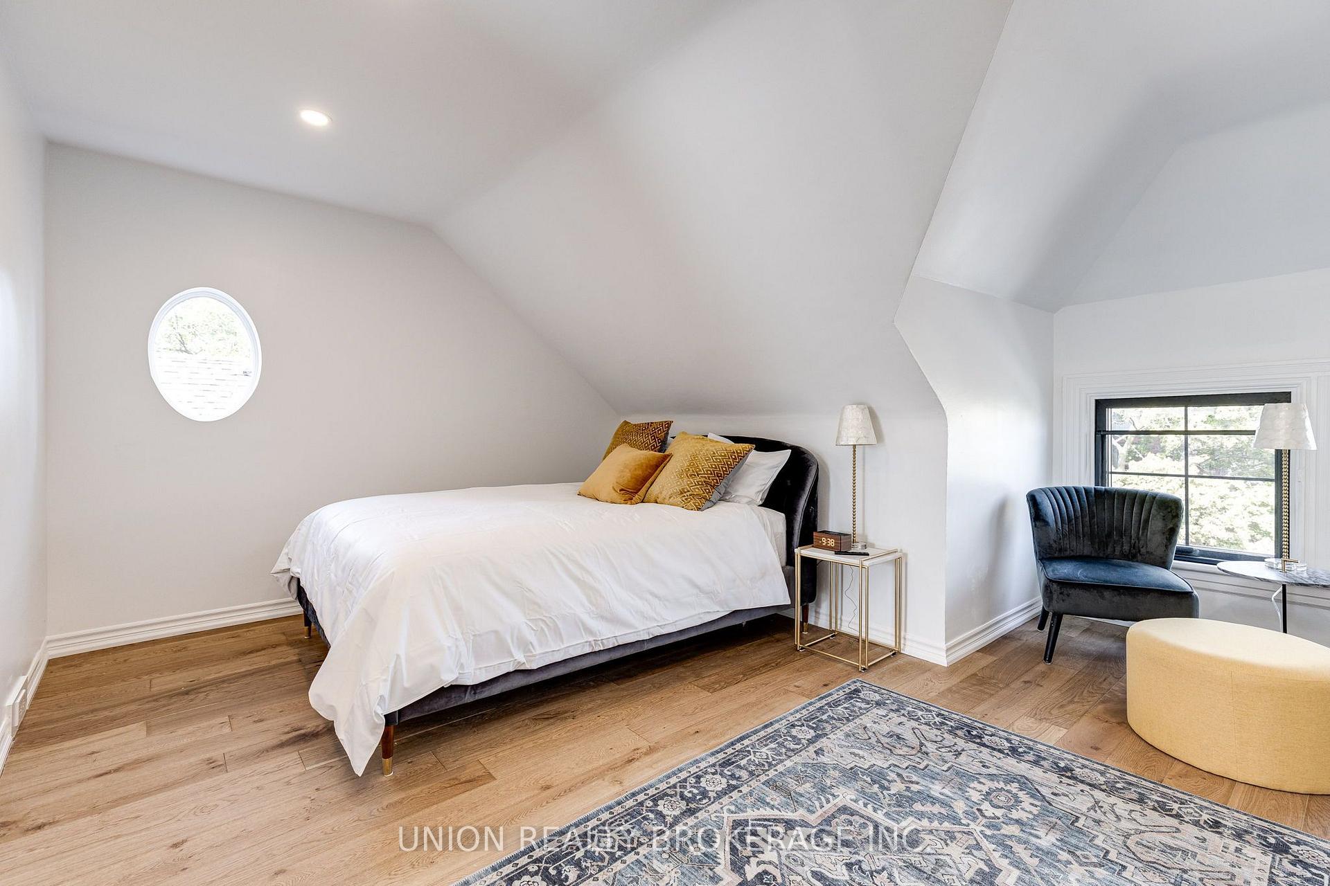 Photo 21 of Unit 300, 3 Withrow Avenue, Toronto, North Riverdale — HOMEH