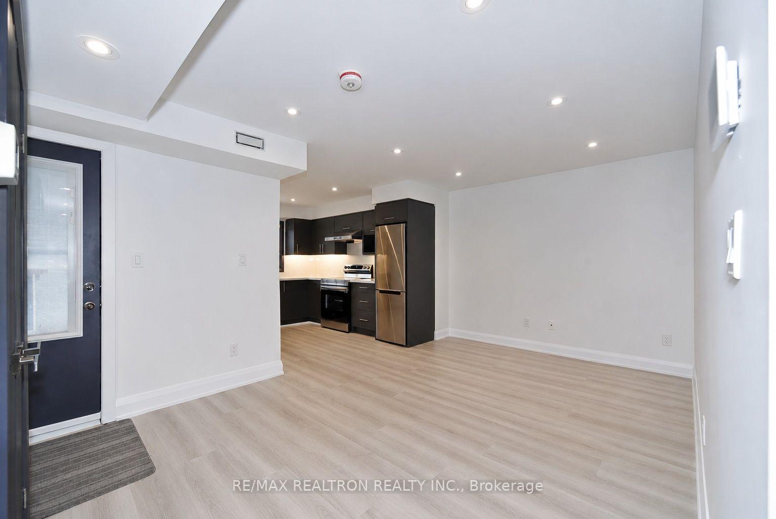 Photo 3 of Unit 4, 230 Boon Avenue, Toronto, Corso Italia-Davenport — HOMEH
