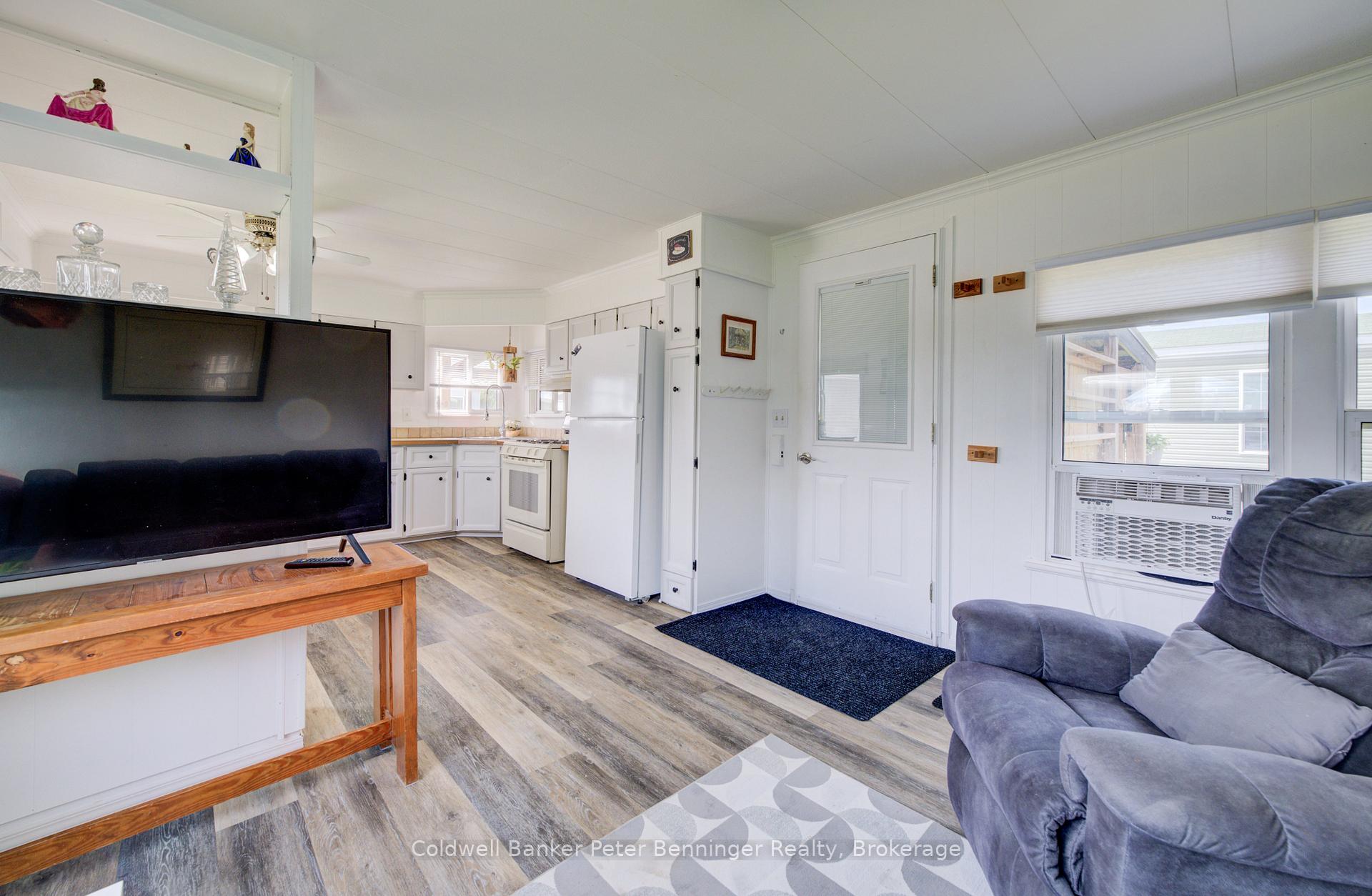 Photo 19 of 33 Dove Road, Brockton — HOMEH
