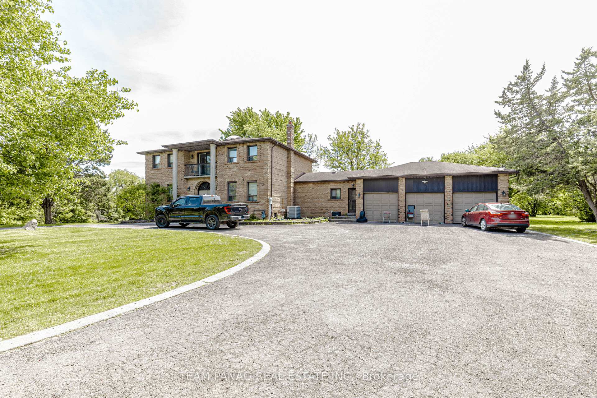 Photo 24 of 4 Forestbrook Court, Brampton, Toronto Gore Rural Estate — HOMEH