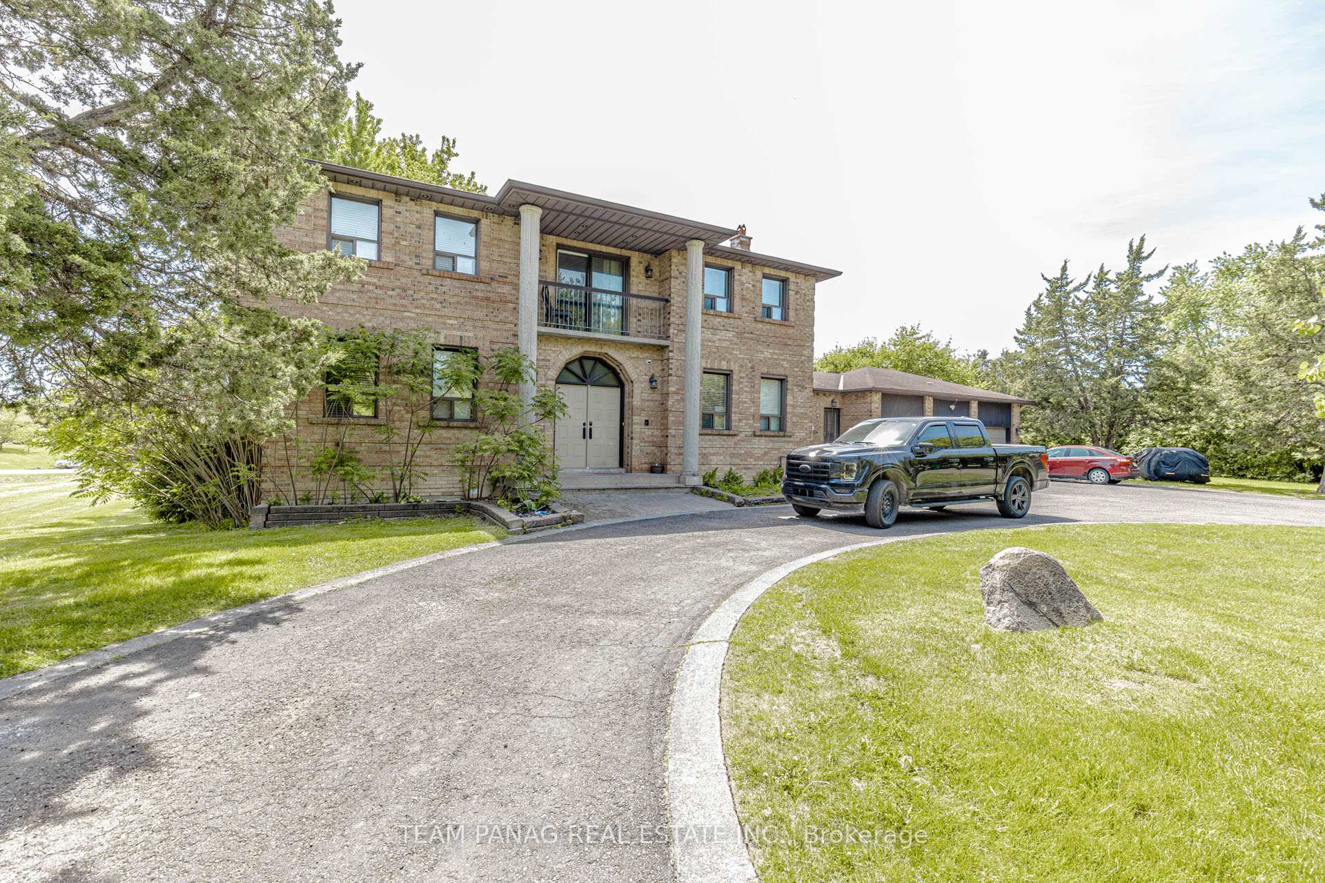 Photo 26 of 4 Forestbrook Court, Brampton, Toronto Gore Rural Estate — HOMEH