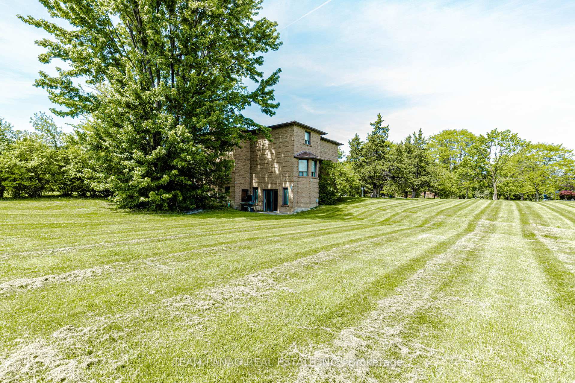 Photo 29 of 4 Forestbrook Court, Brampton, Toronto Gore Rural Estate — HOMEH