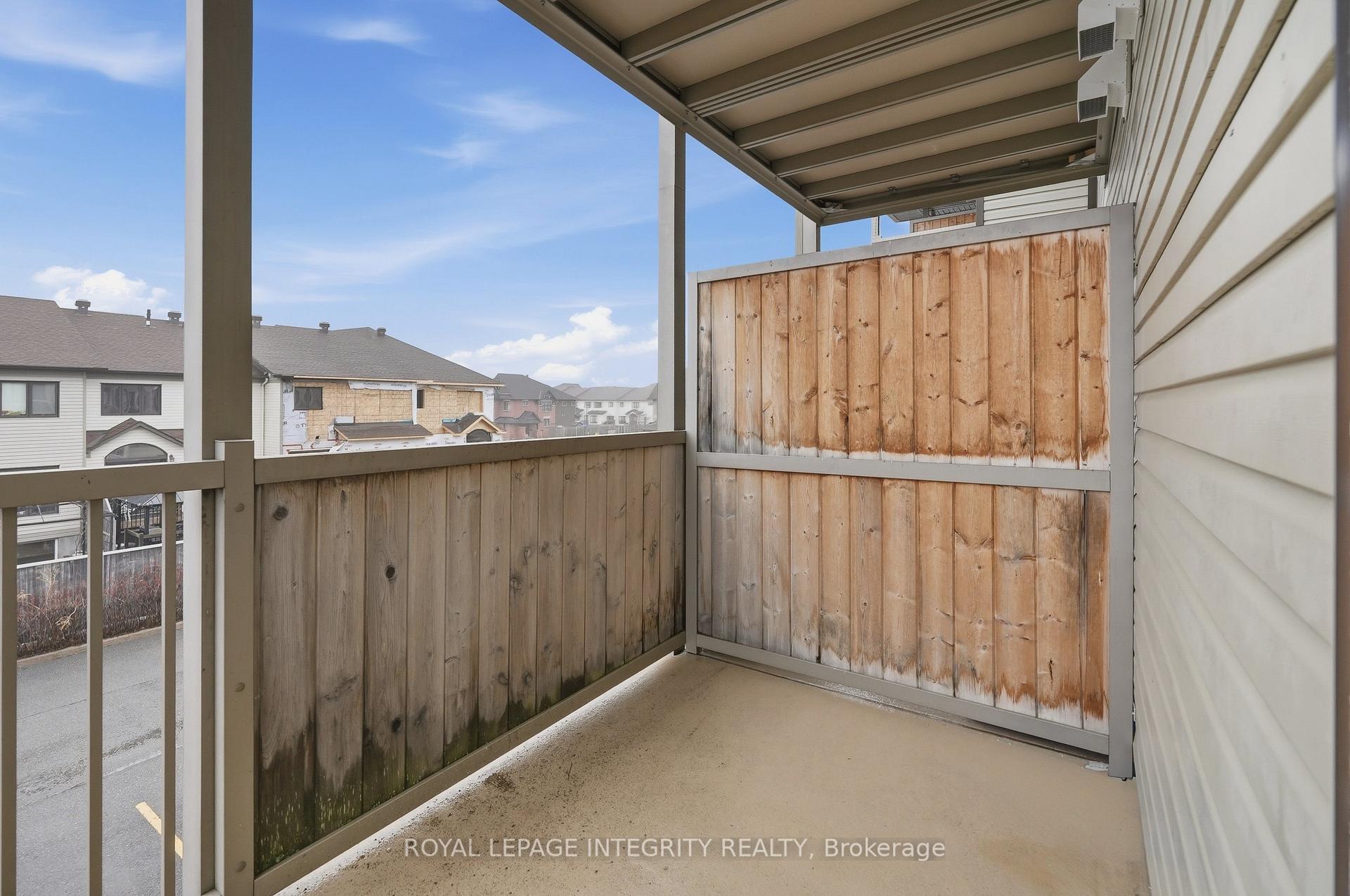 Photo 14 of 2341 Esprit Drive, Ottawa, Avalon East — HOMEH