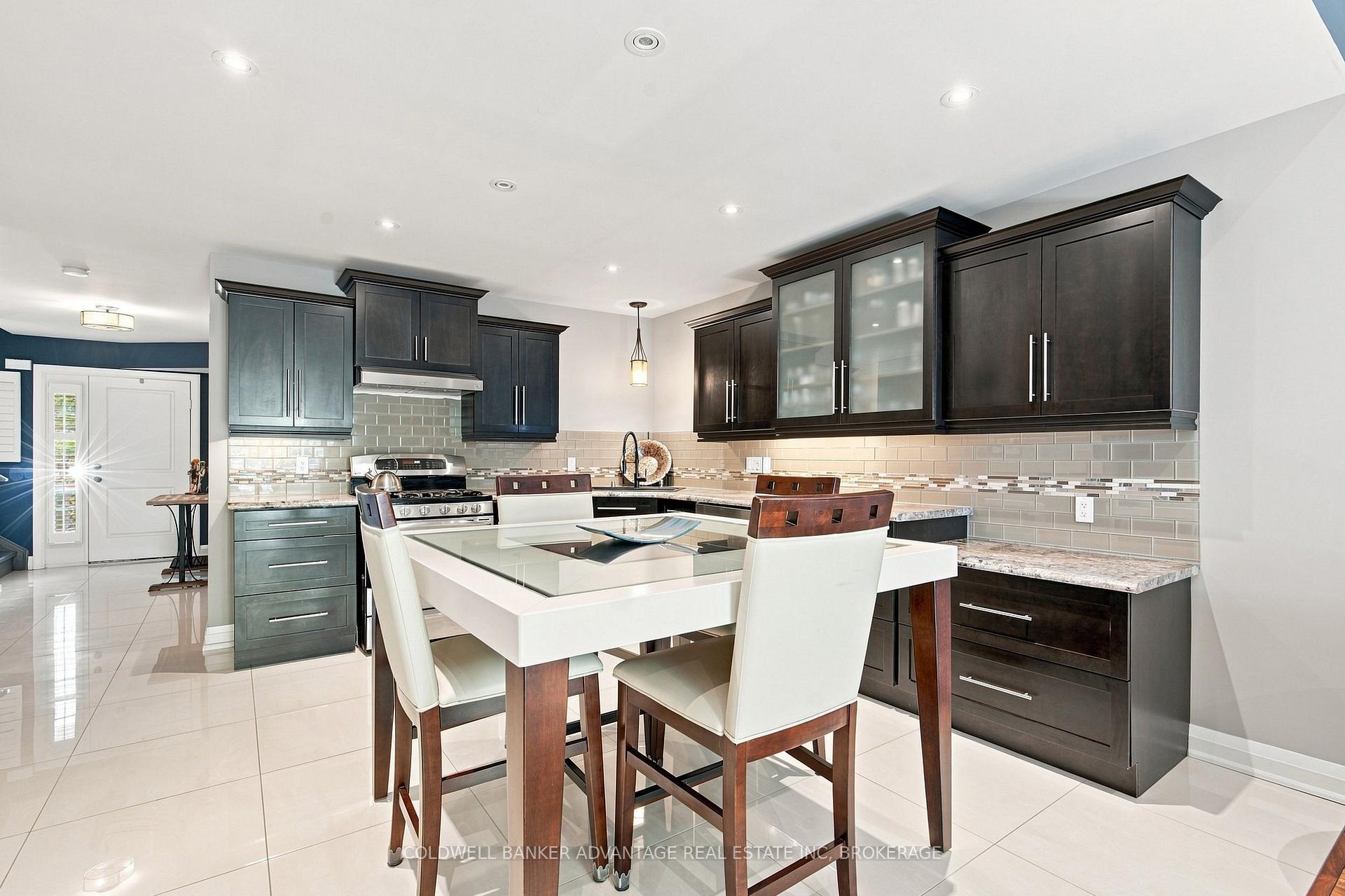 Photo 10 of Unit 23, 7 Gibson Place, St. Catharines, Downtown — HOMEH