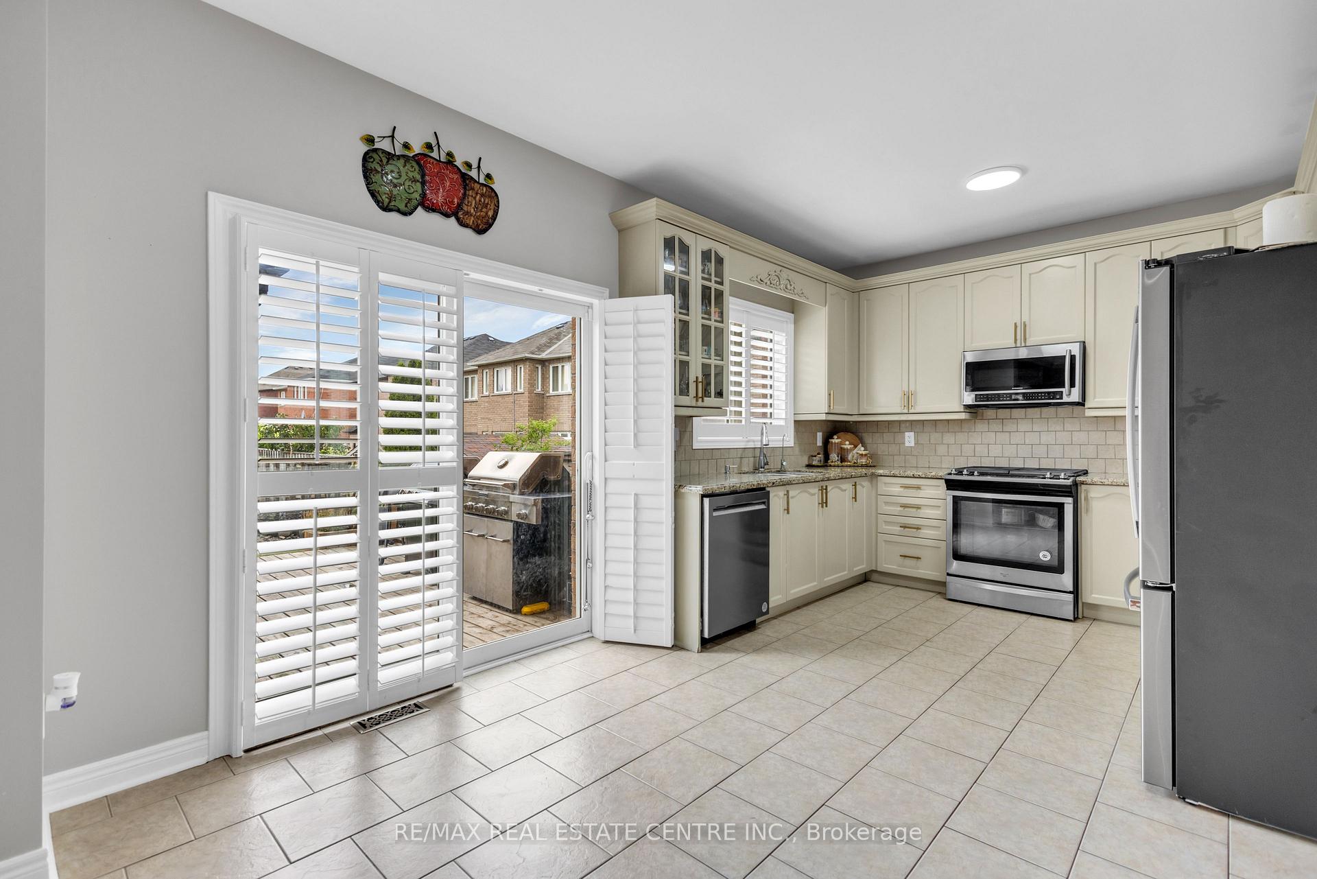 Photo 6 of 20 Sparhill Street, Brampton, Sandringham-Wellington — HOMEH