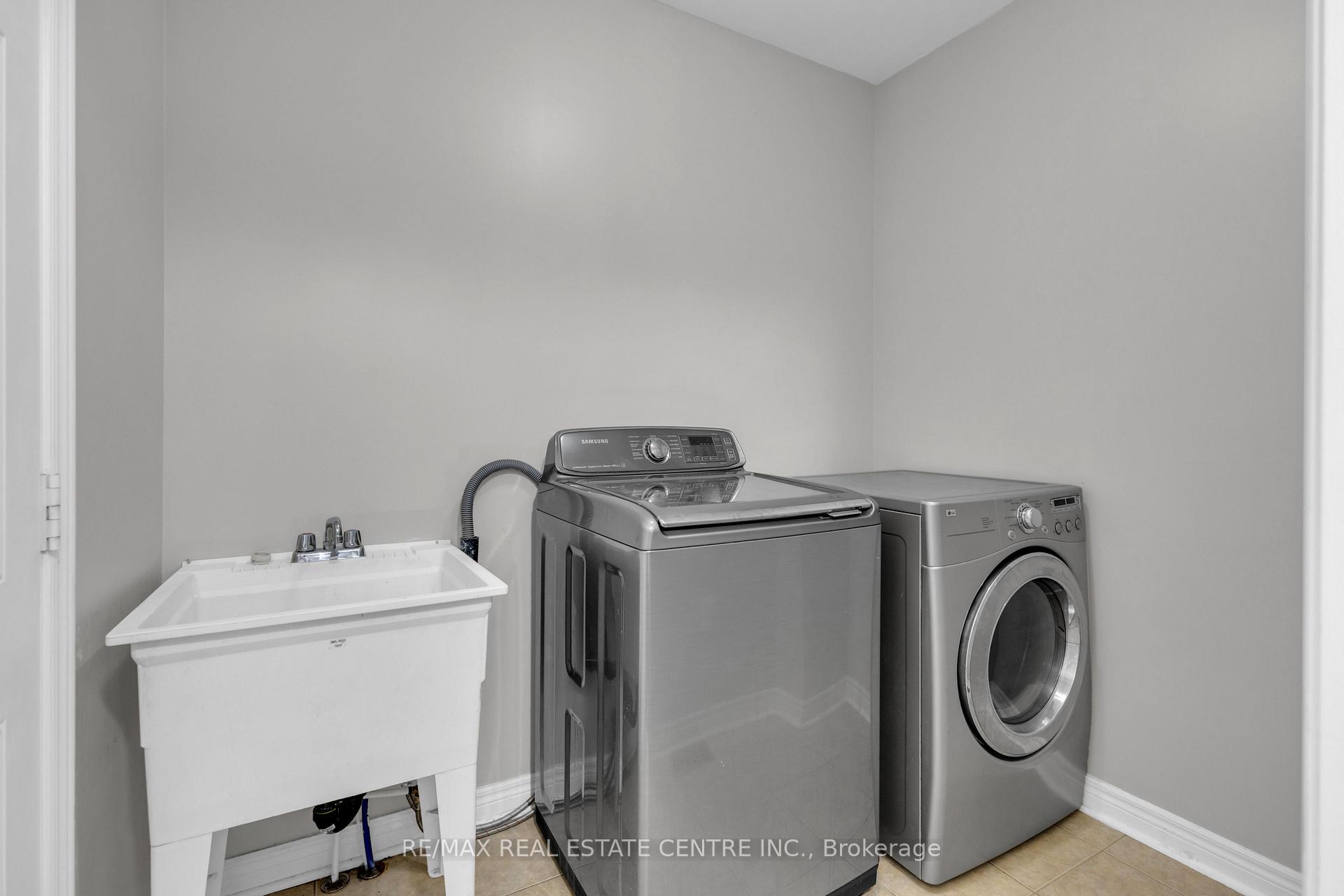 Photo 44 of 20 Sparhill Street, Brampton, Sandringham-Wellington — HOMEH