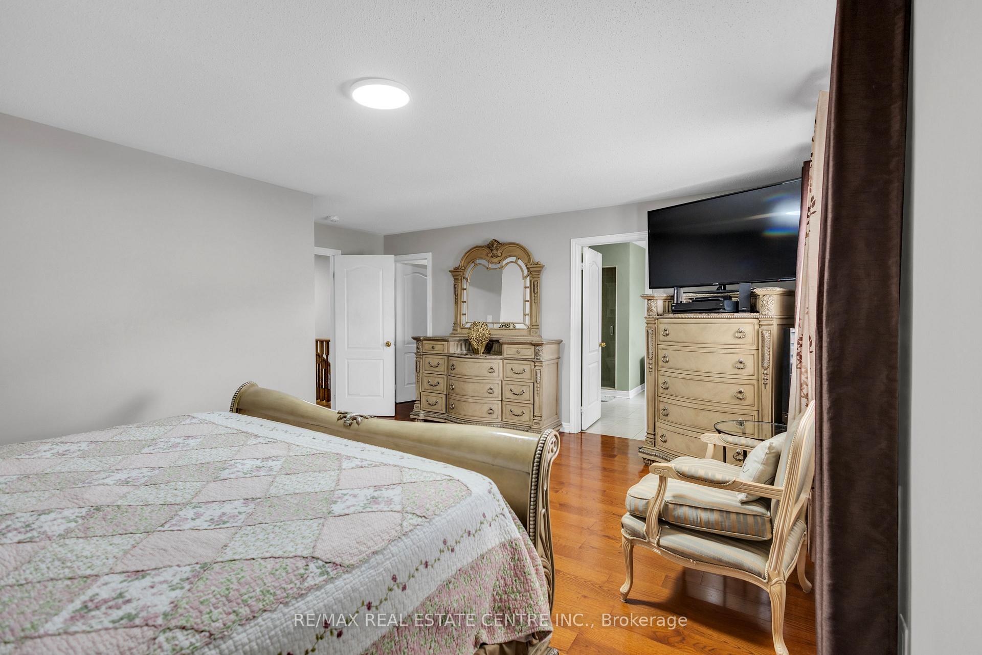 Photo 46 of 20 Sparhill Street, Brampton, Sandringham-Wellington — HOMEH