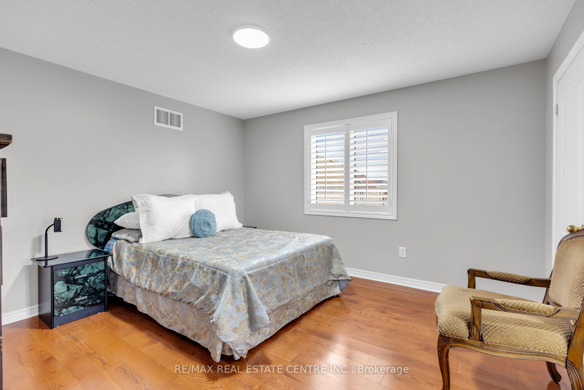 Photo 47 of 20 Sparhill Street, Brampton, Sandringham-Wellington — HOMEH
