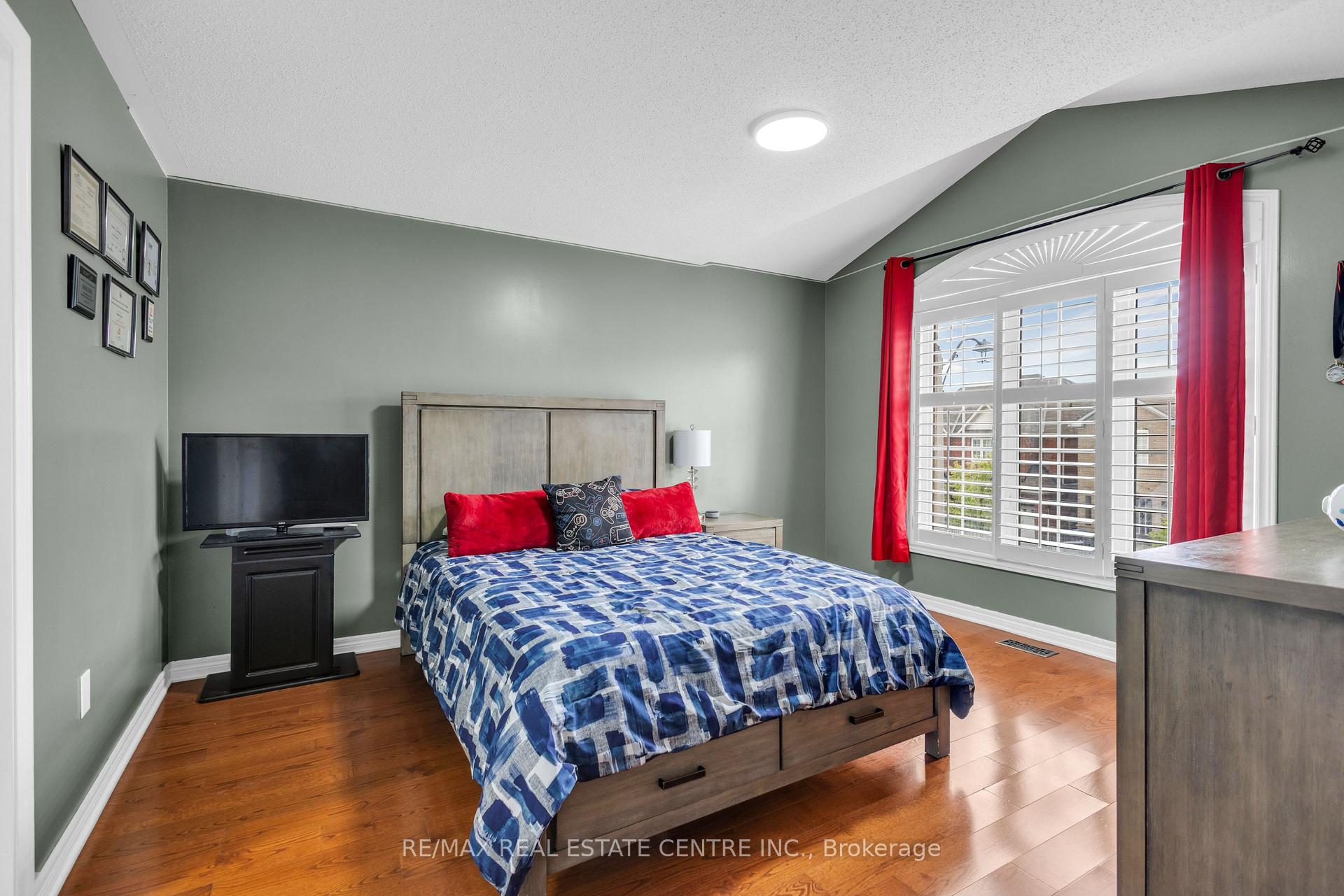 Photo 14 of 20 Sparhill Street, Brampton, Sandringham-Wellington — HOMEH