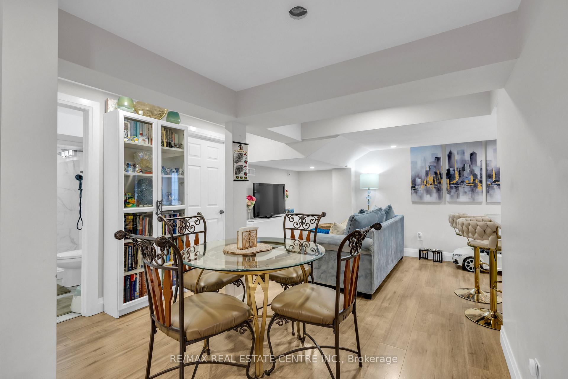 Photo 25 of 20 Sparhill Street, Brampton, Sandringham-Wellington — HOMEH
