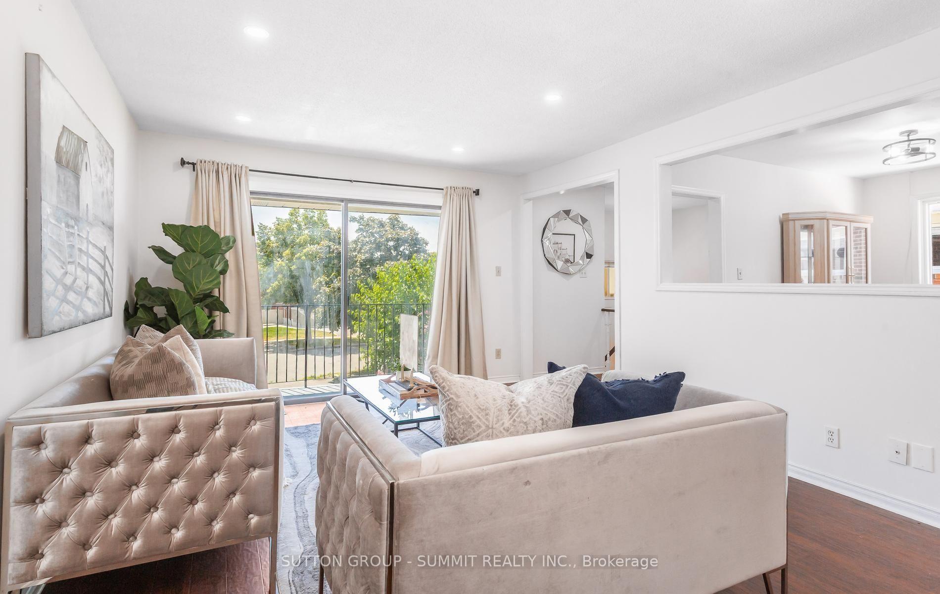 Photo 10 of 20 Sawmill Road, North York, Glenfield-Jane Heights — HOMEH