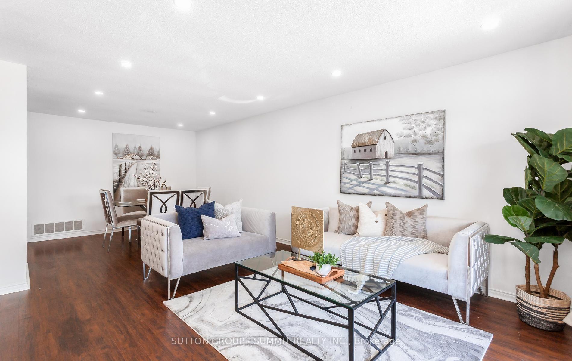 Photo 12 of 20 Sawmill Road, North York, Glenfield-Jane Heights — HOMEH
