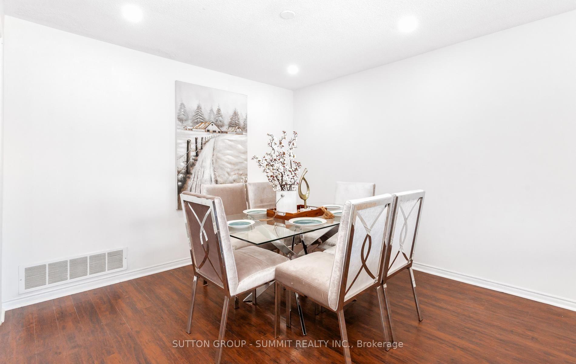 Photo 13 of 20 Sawmill Road, North York, Glenfield-Jane Heights — HOMEH