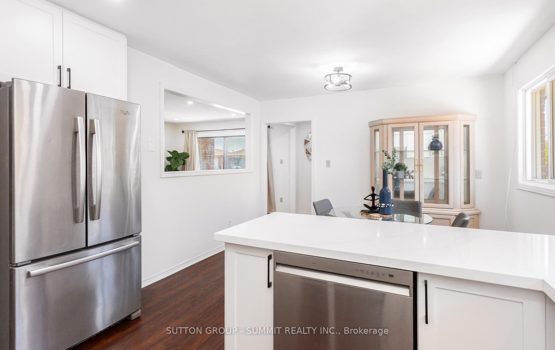 Photo 18 of 20 Sawmill Road, North York, Glenfield-Jane Heights — HOMEH