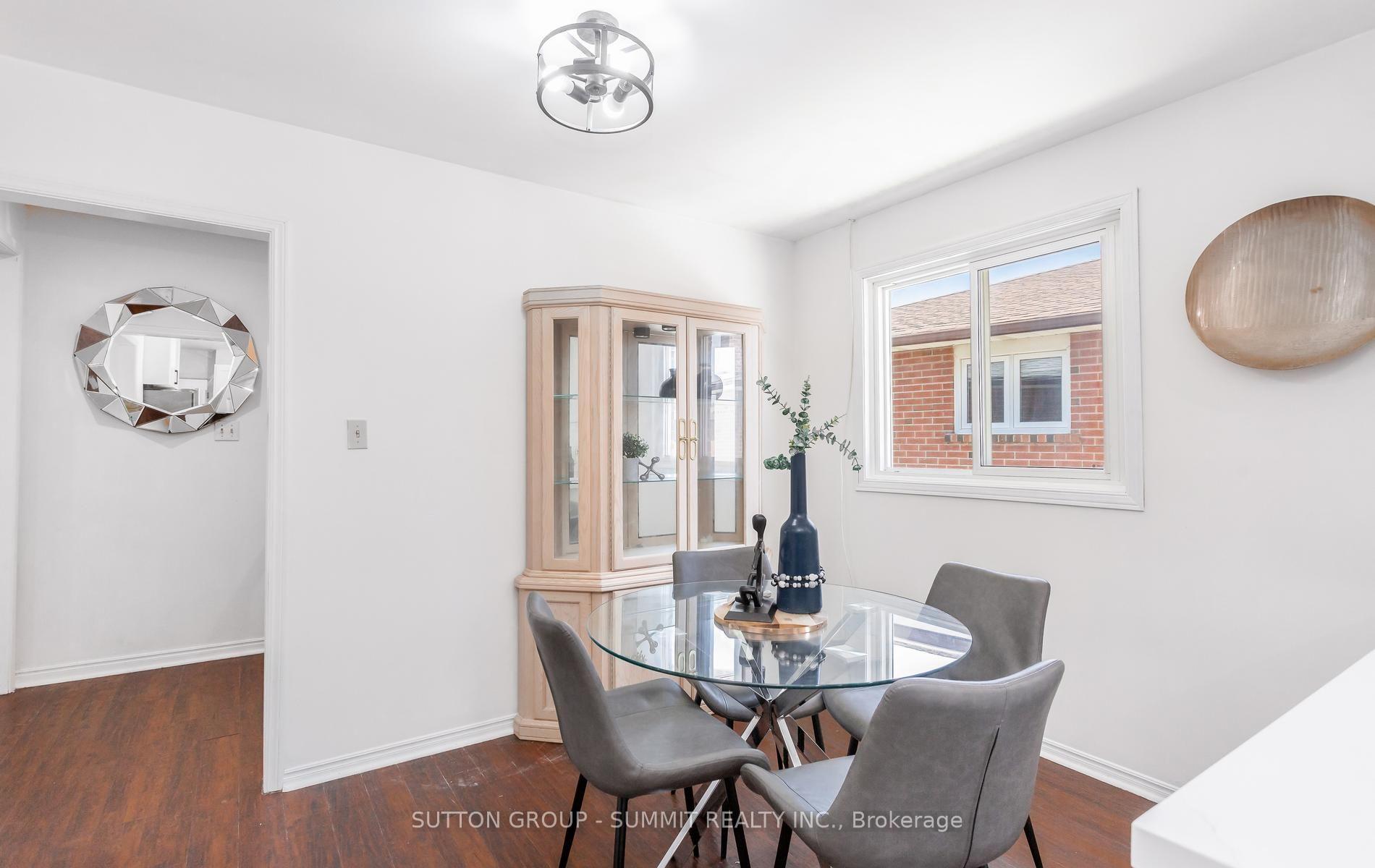 Photo 19 of 20 Sawmill Road, North York, Glenfield-Jane Heights — HOMEH