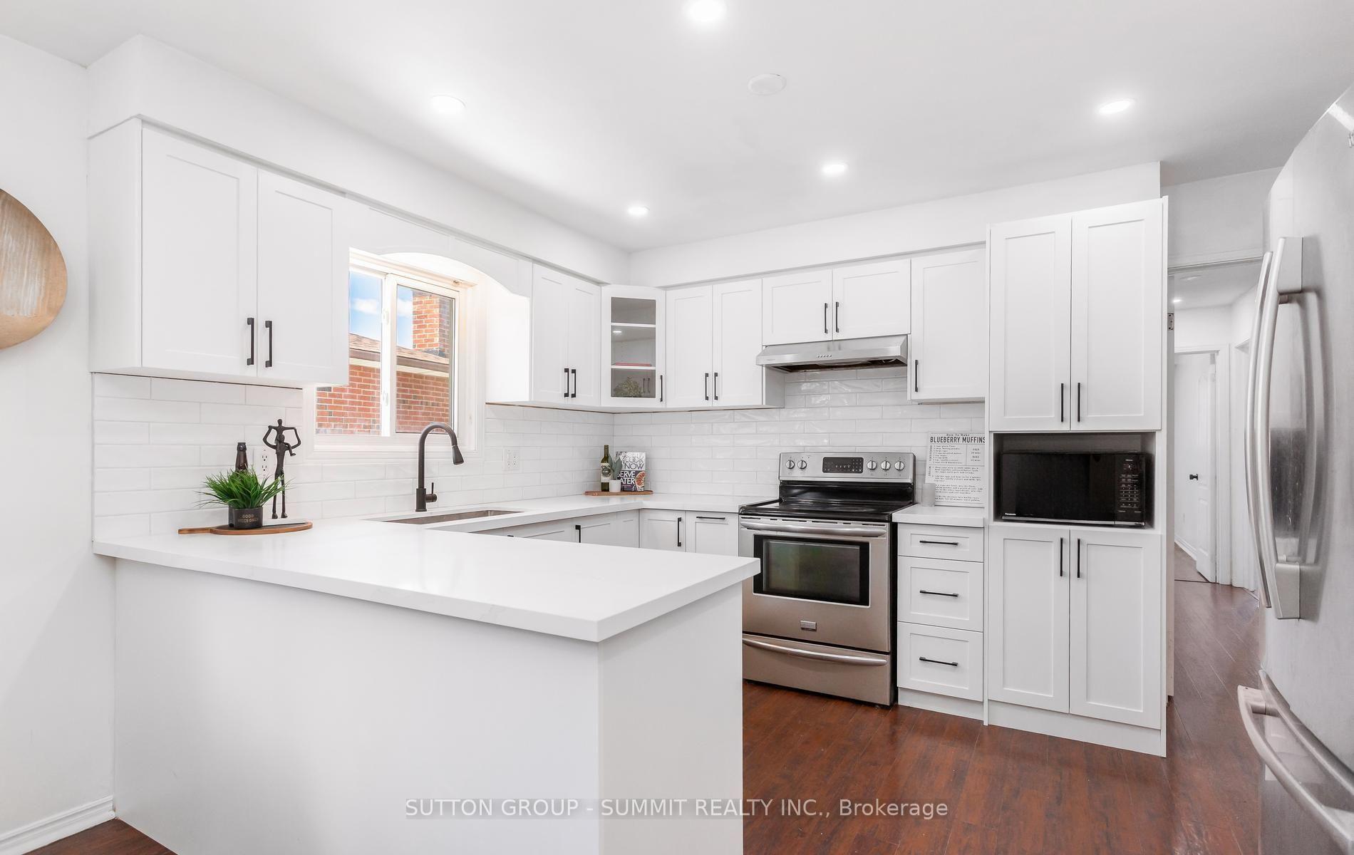 Photo 21 of 20 Sawmill Road, North York, Glenfield-Jane Heights — HOMEH