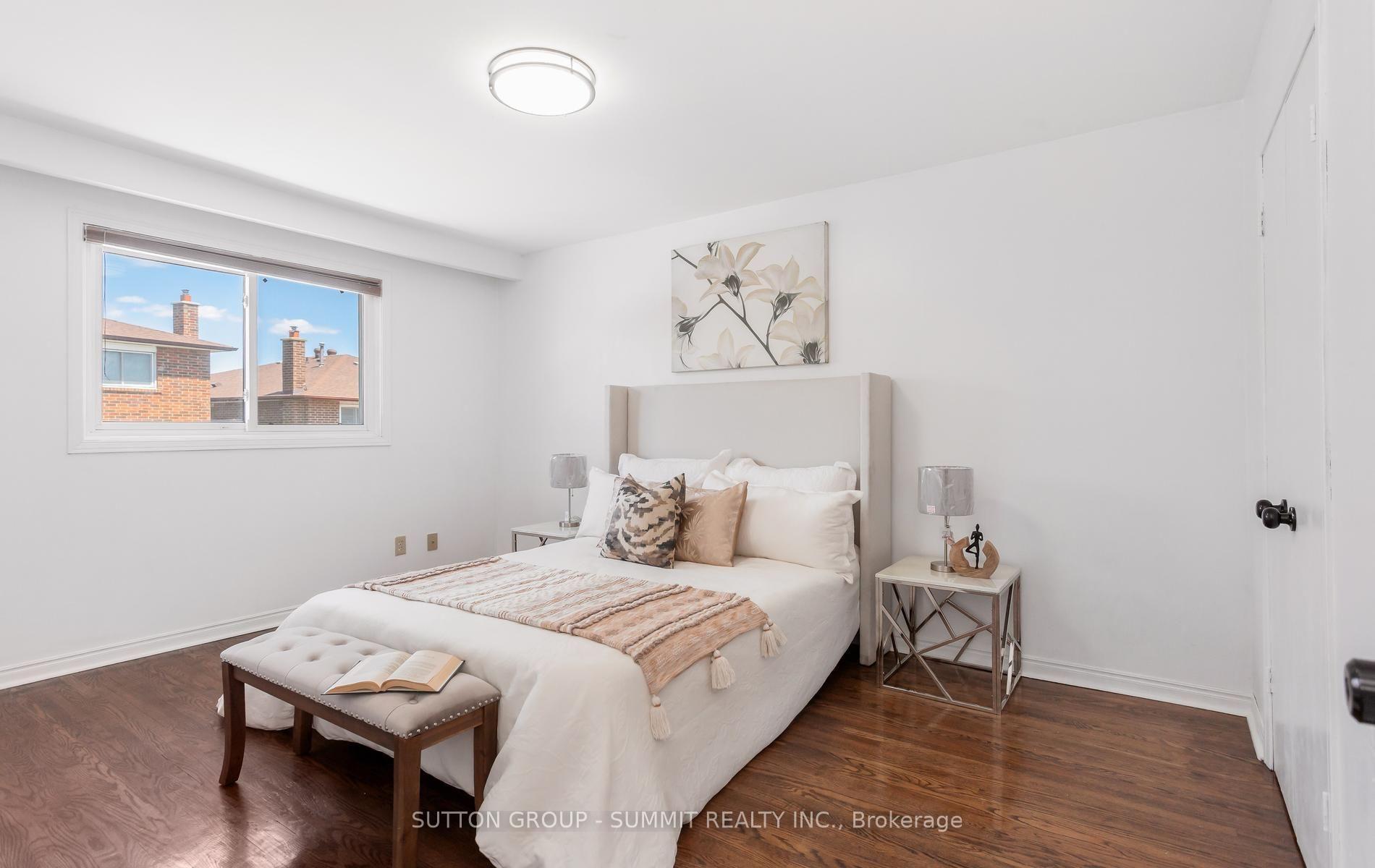 Photo 24 of 20 Sawmill Road, North York, Glenfield-Jane Heights — HOMEH