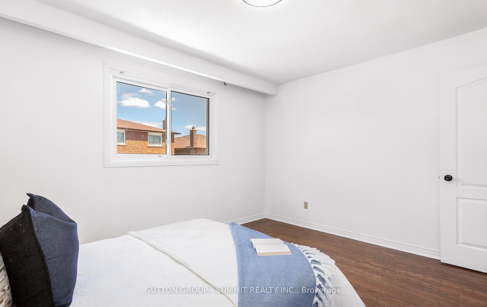 Photo 28 of 20 Sawmill Road, North York, Glenfield-Jane Heights — HOMEH