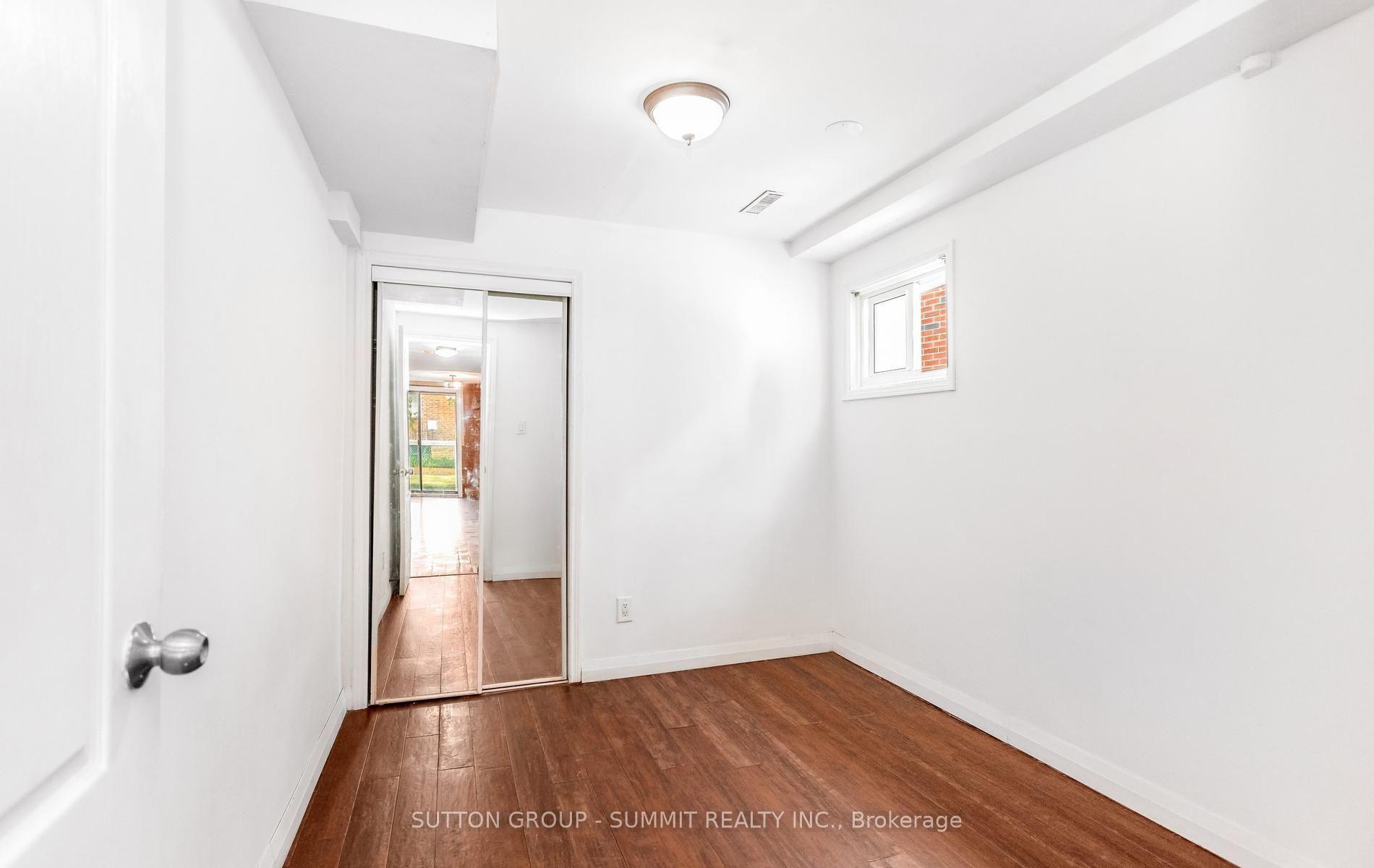 Photo 41 of 20 Sawmill Road, North York, Glenfield-Jane Heights — HOMEH