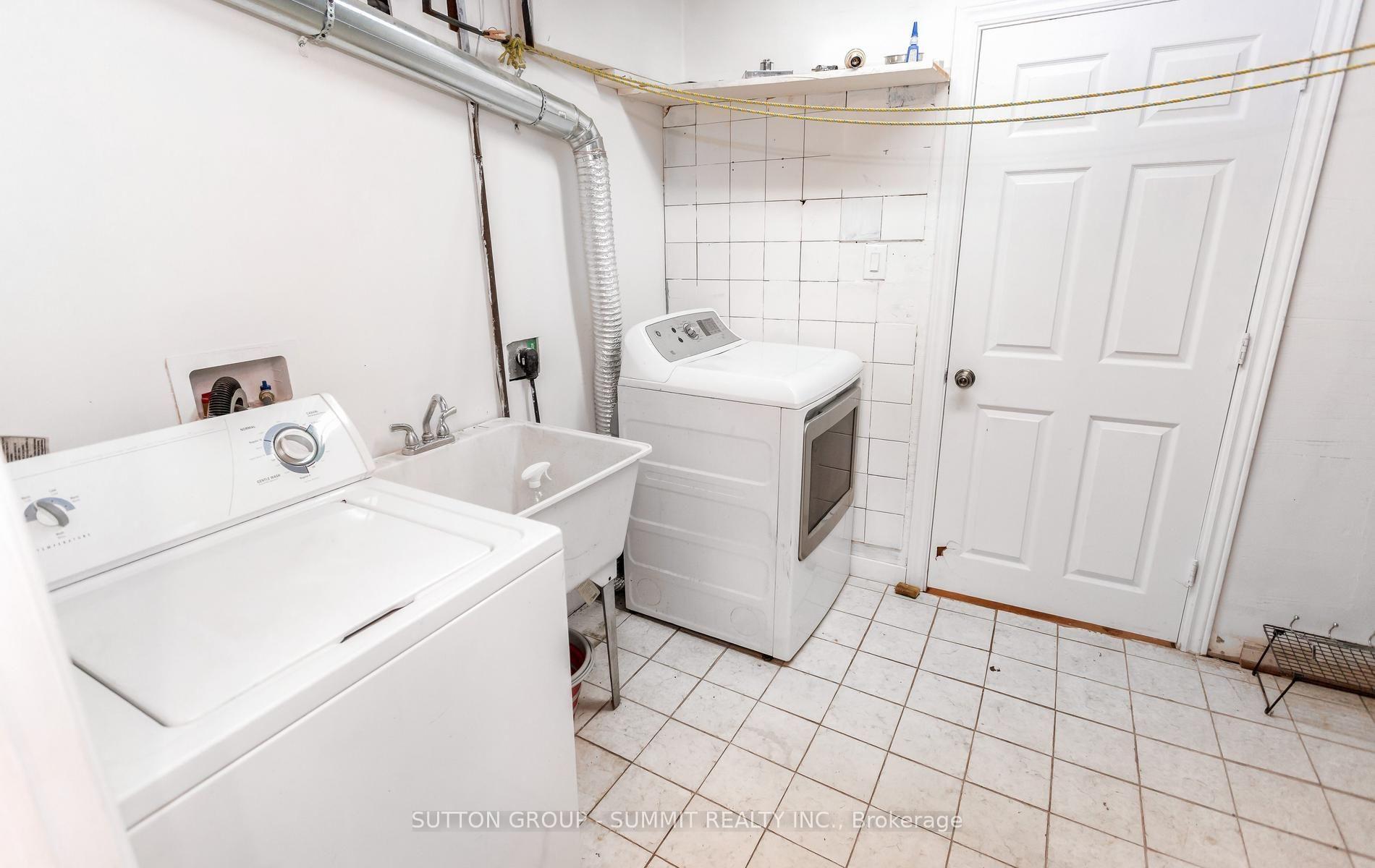 Photo 44 of 20 Sawmill Road, North York, Glenfield-Jane Heights — HOMEH