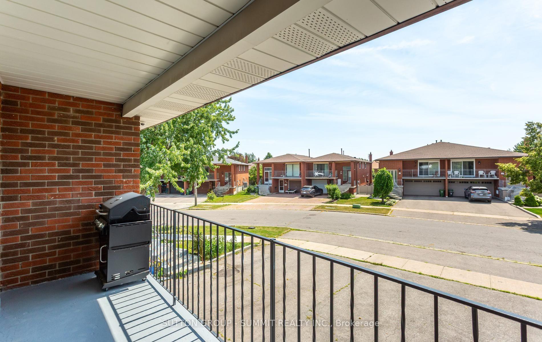 Photo 46 of 20 Sawmill Road, North York, Glenfield-Jane Heights — HOMEH