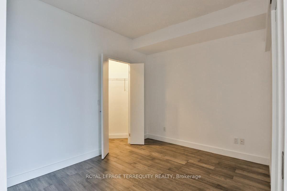 Photo 14 of Unit 2605, 218 Queens Quay W, Toronto, Waterfront Communities — HOMEH