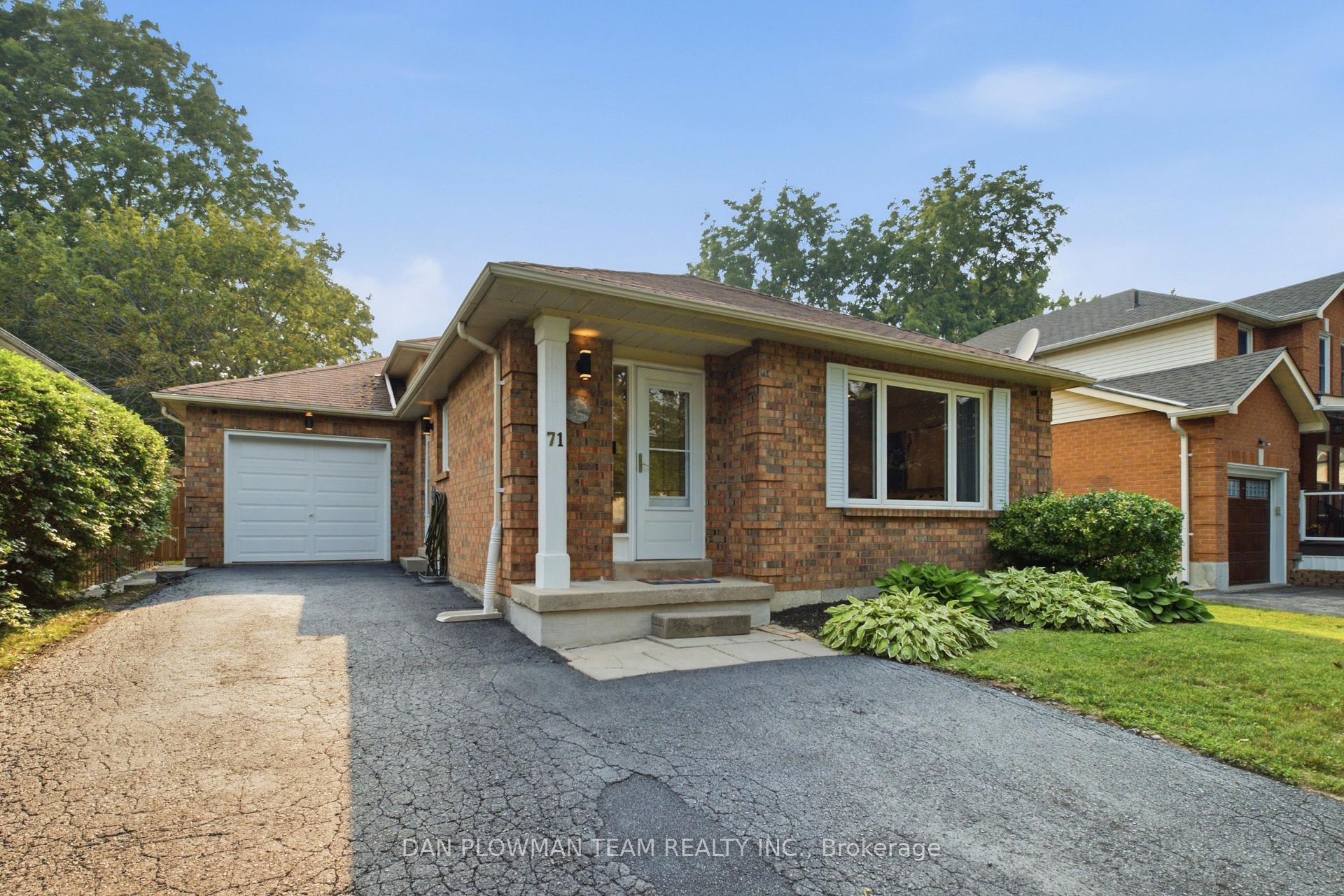 Photo 1 of 71 Prout Drive, Clarington, Bowmanville — HOMEH