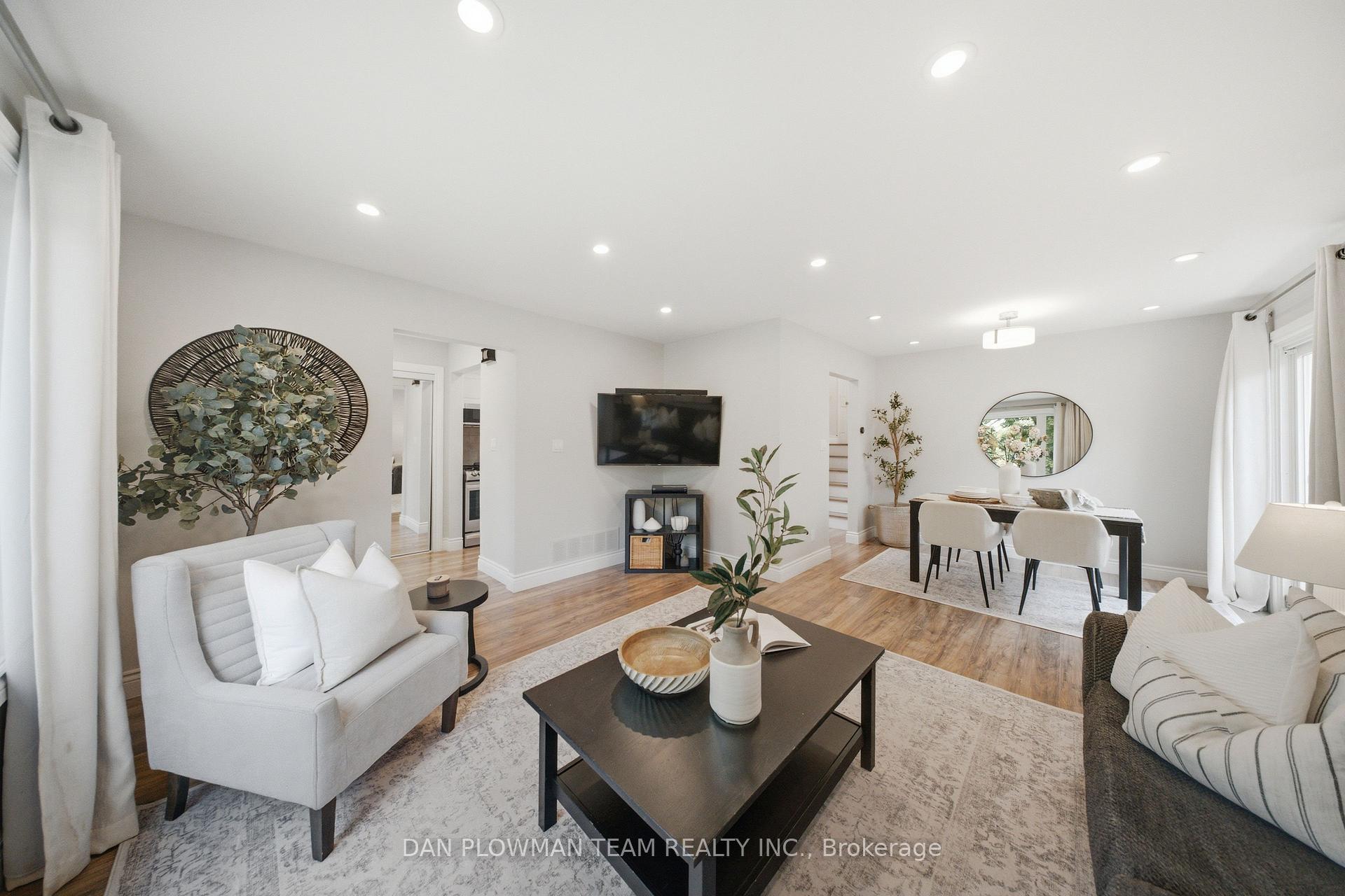 Photo 7 of 71 Prout Drive, Clarington, Bowmanville — HOMEH
