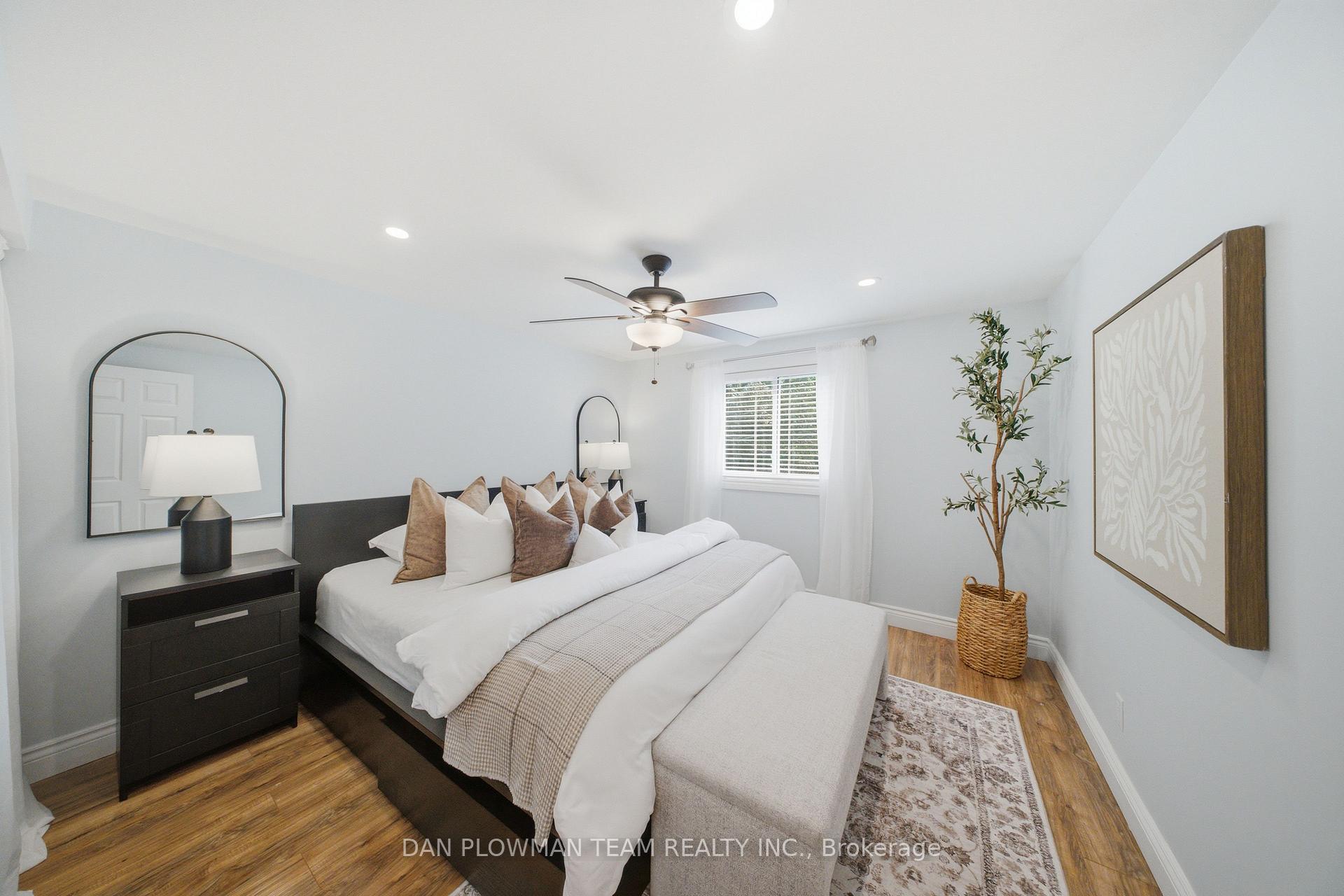 Photo 12 of 71 Prout Drive, Clarington, Bowmanville — HOMEH