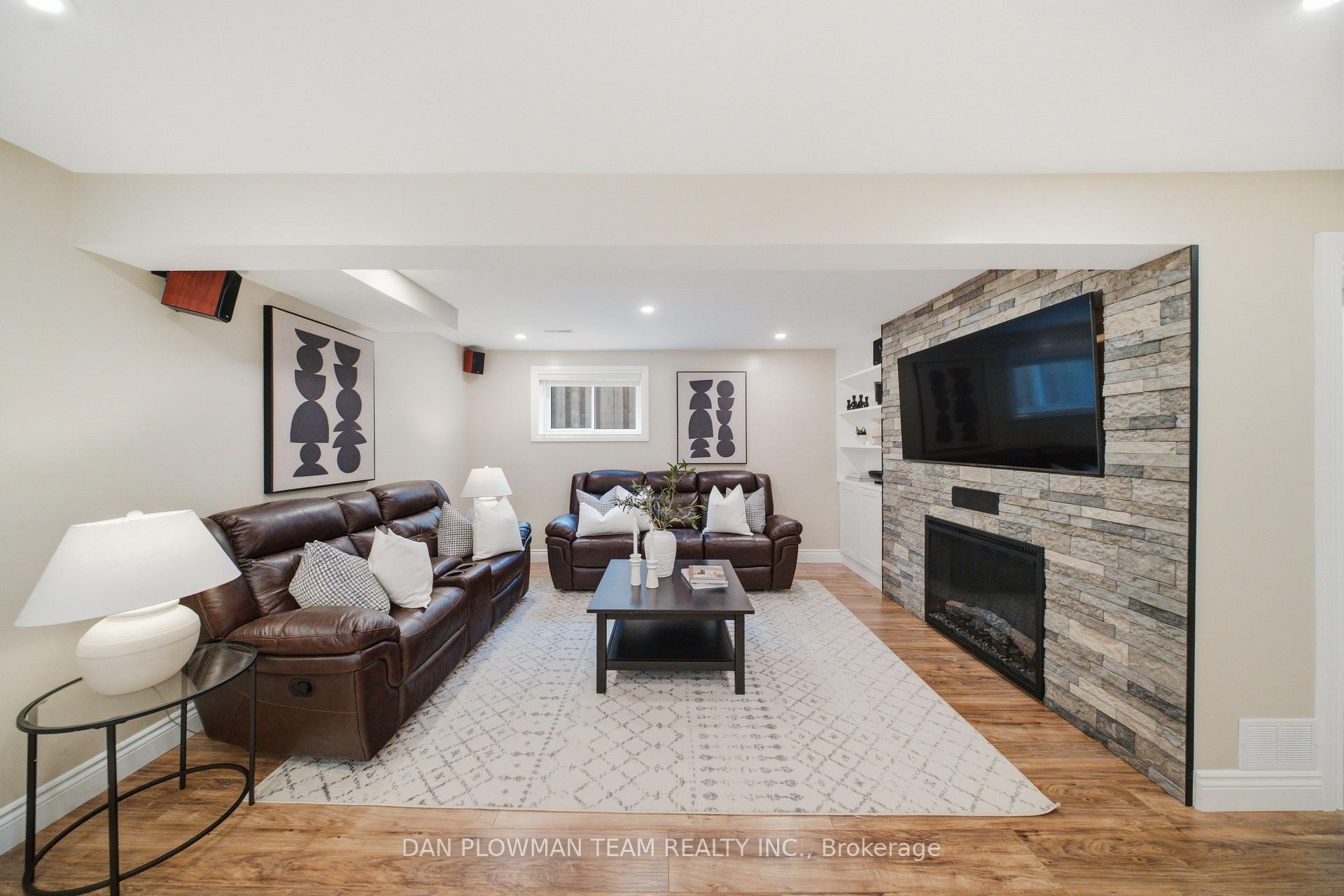 Photo 25 of 71 Prout Drive, Clarington, Bowmanville — HOMEH