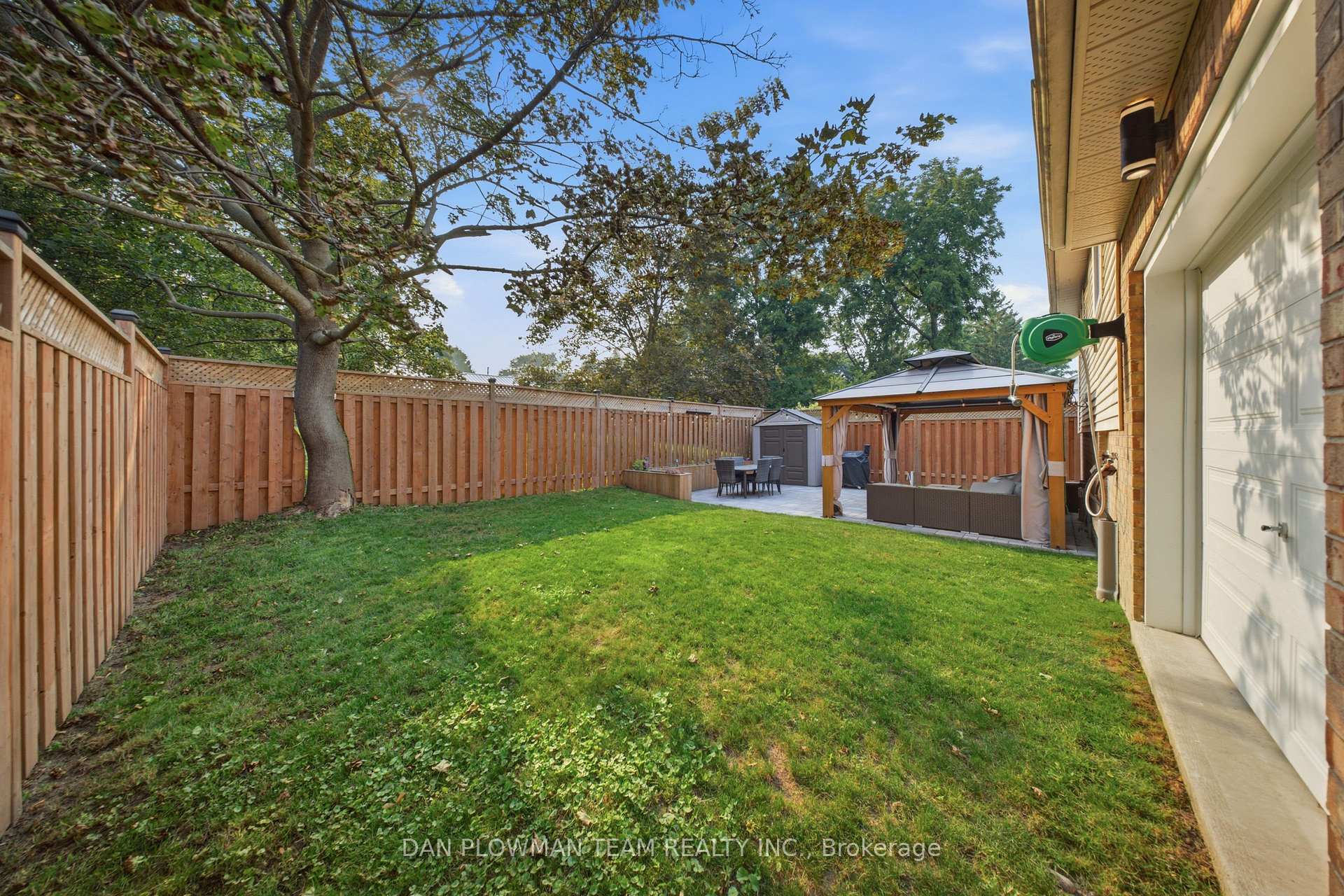 Photo 35 of 71 Prout Drive, Clarington, Bowmanville — HOMEH