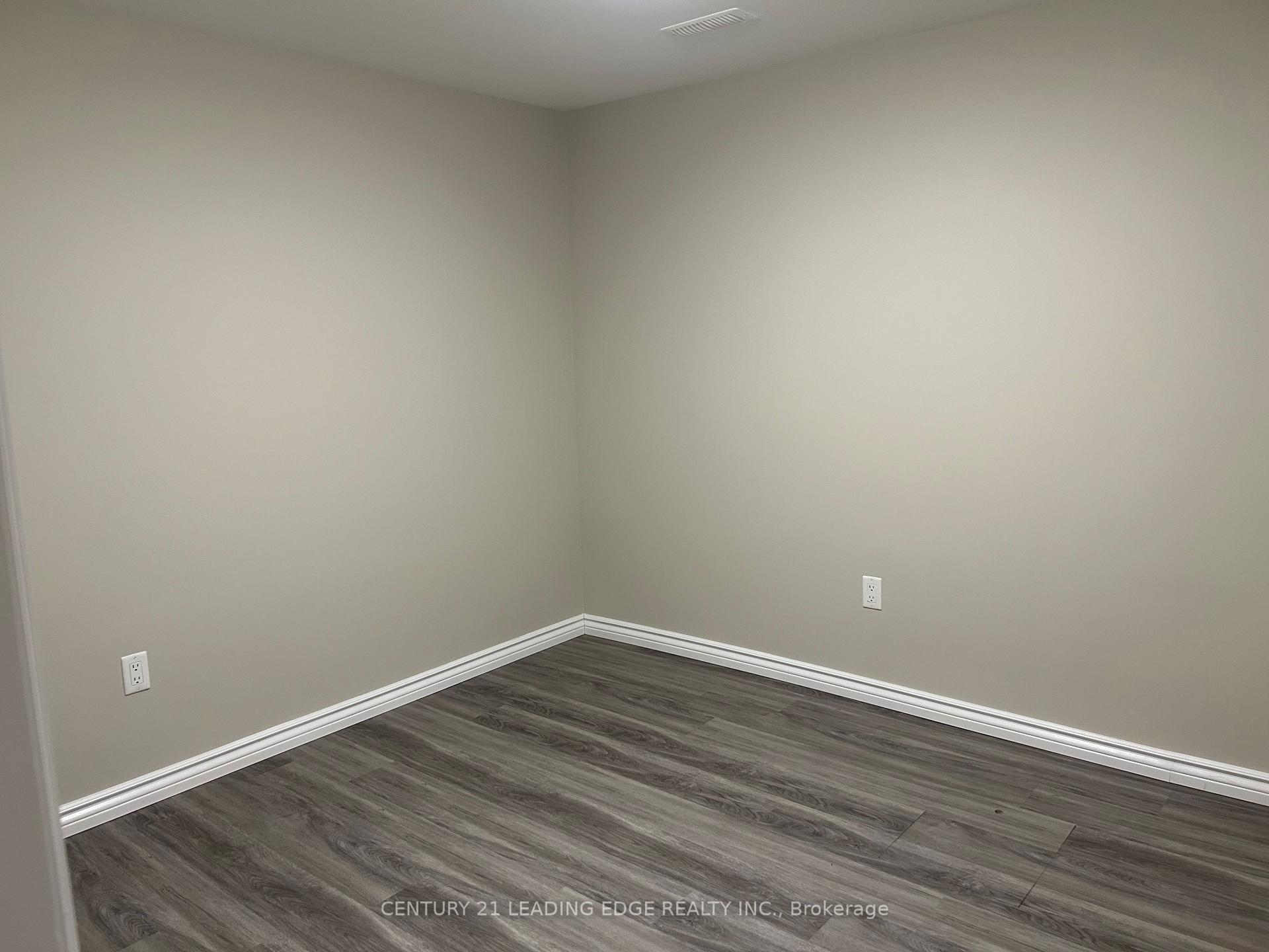 Photo 3 of 88 Gregory Road, Ajax, South East — HOMEH
