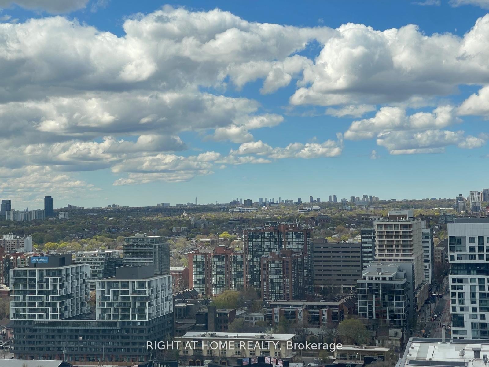Photo 2 of Unit 3205, 19 Bathurst Street, Toronto, Waterfront Communities — HOMEH