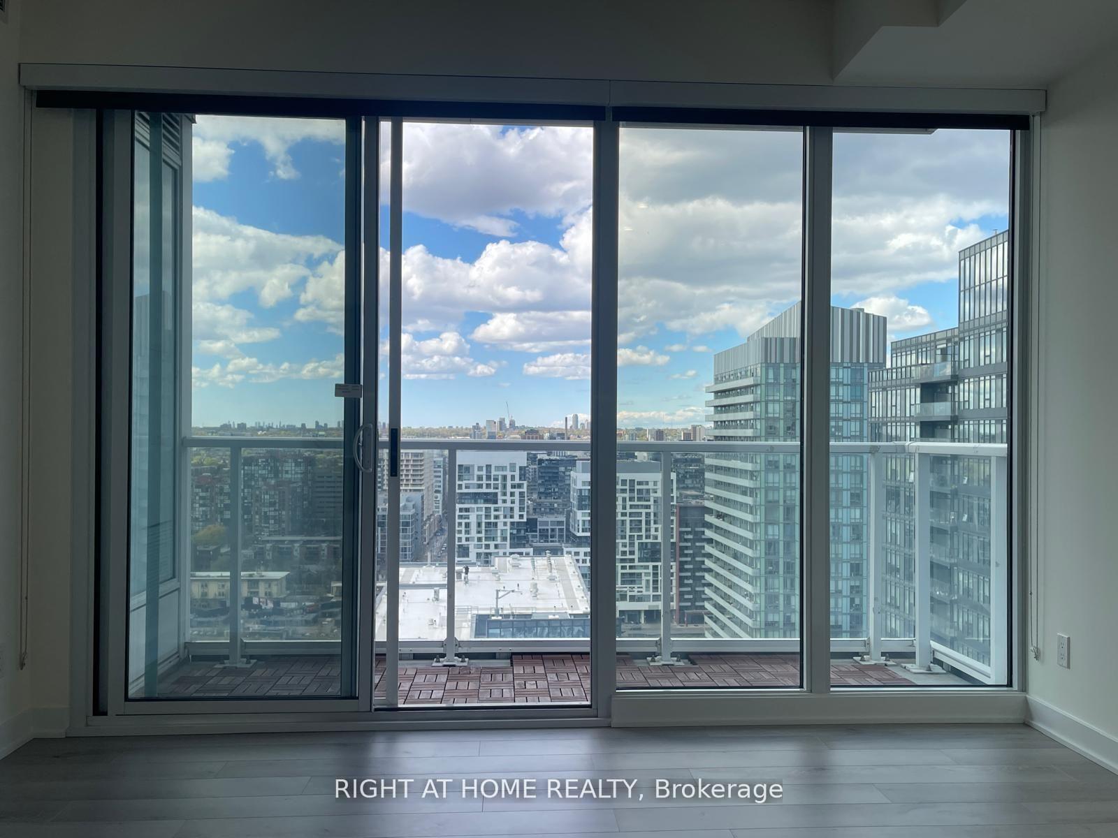 Photo 9 of Unit 3205, 19 Bathurst Street, Toronto, Waterfront Communities — HOMEH