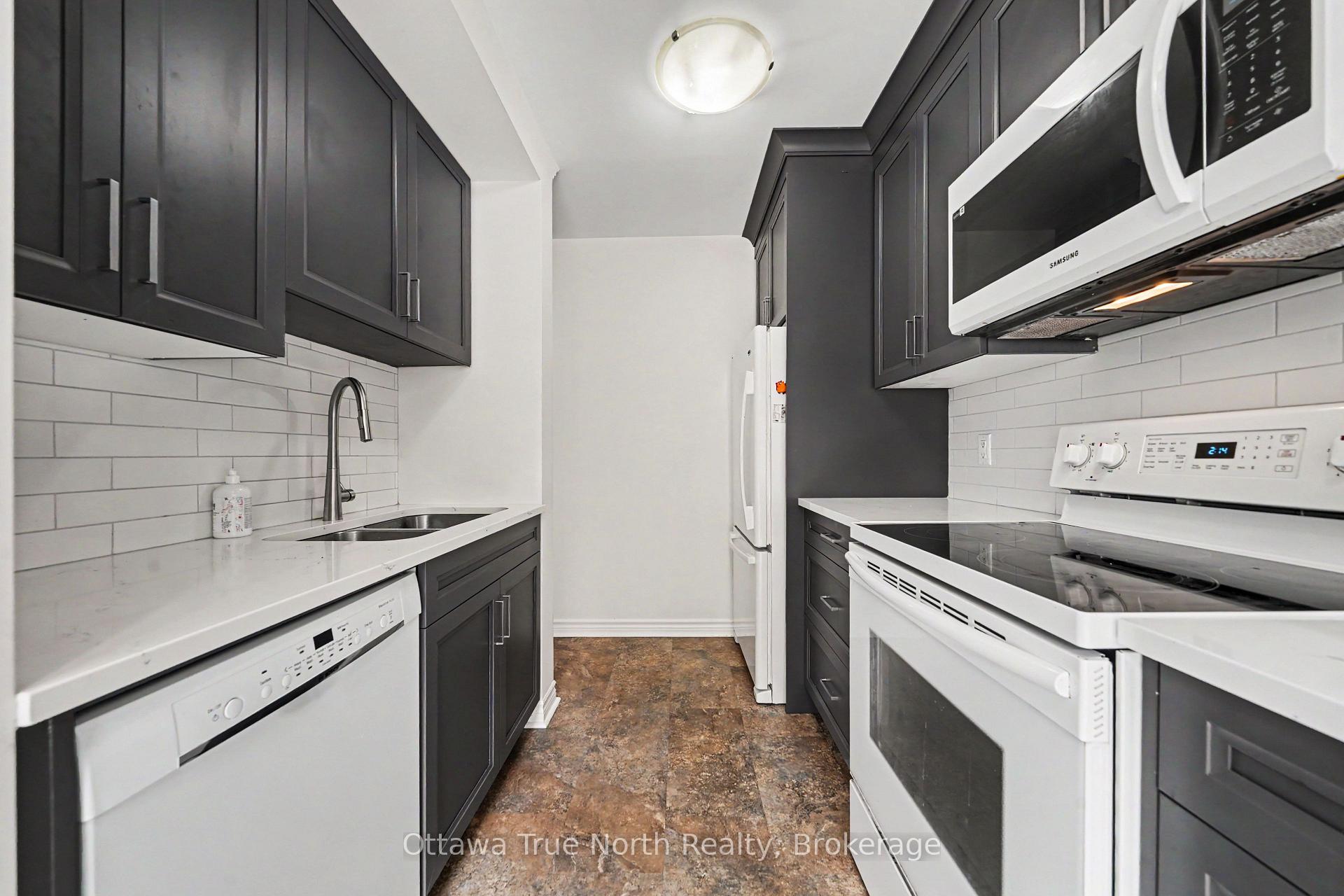 Photo 7 of 78 Redpath Drive, Ottawa, Barrhaven East — HOMEH