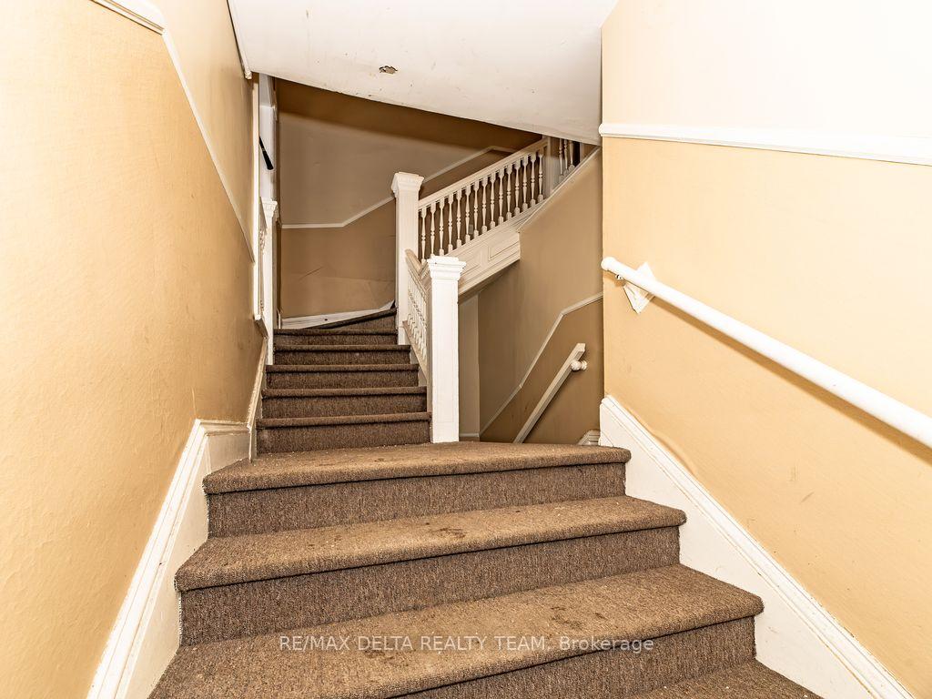 Photo 3 of 290-292 Daly Avenue, Ottawa, Sandy Hill — HOMEH