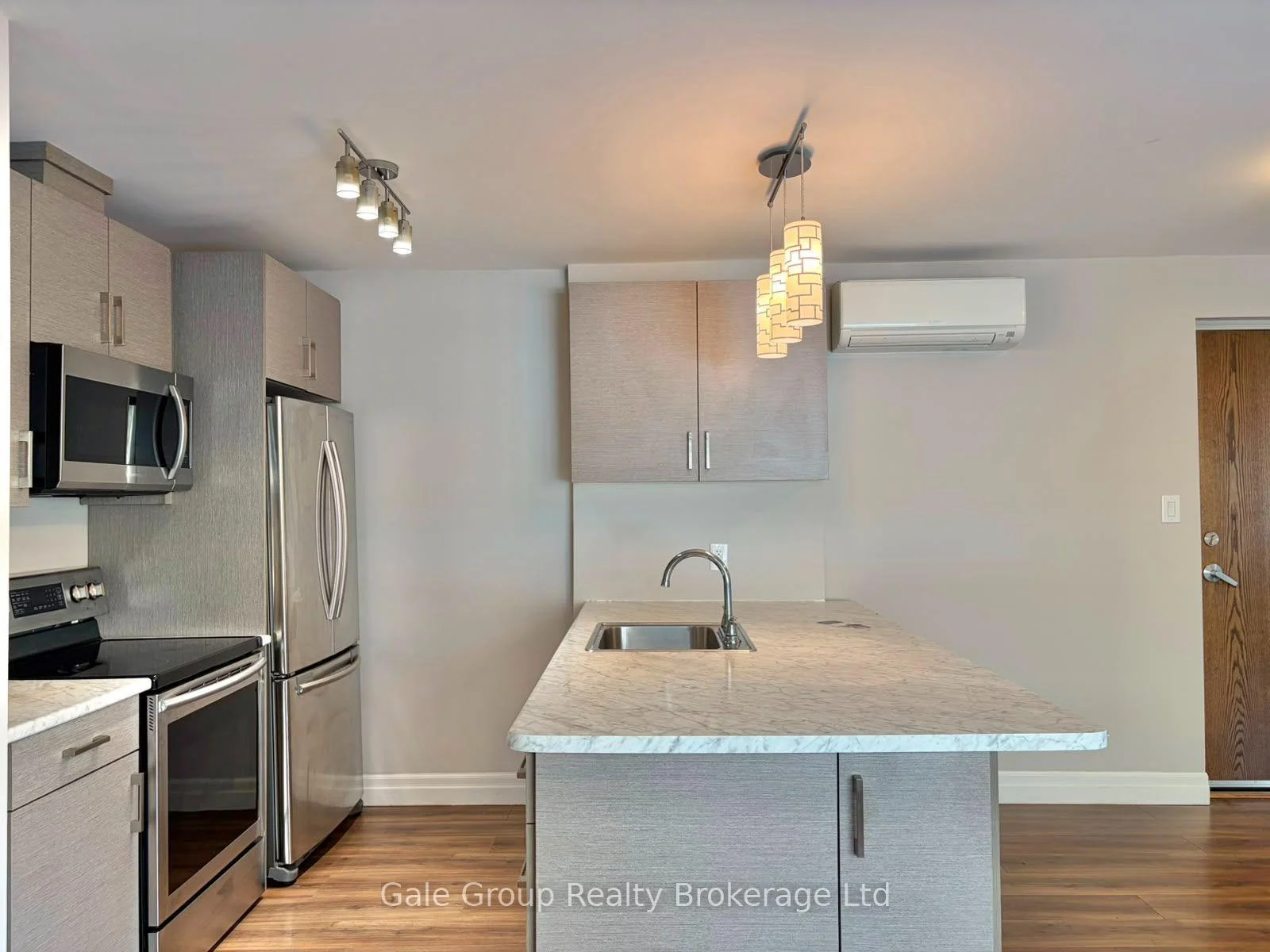Photo 10 of Unit 102, 5 Paisley Boulevard E, Mississauga, Cooksville — HOMEH