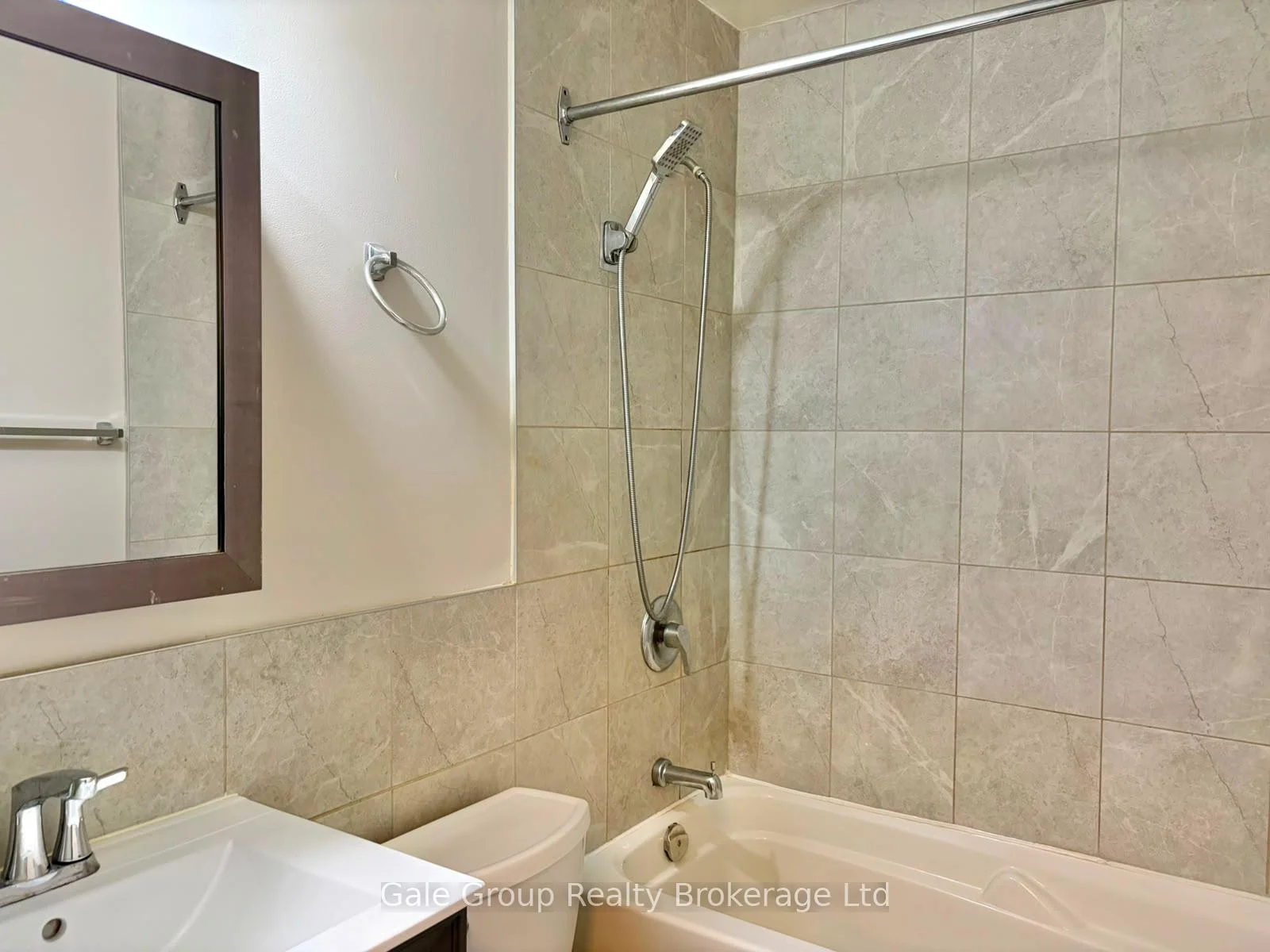 Photo 14 of Unit 102, 5 Paisley Boulevard E, Mississauga, Cooksville — HOMEH