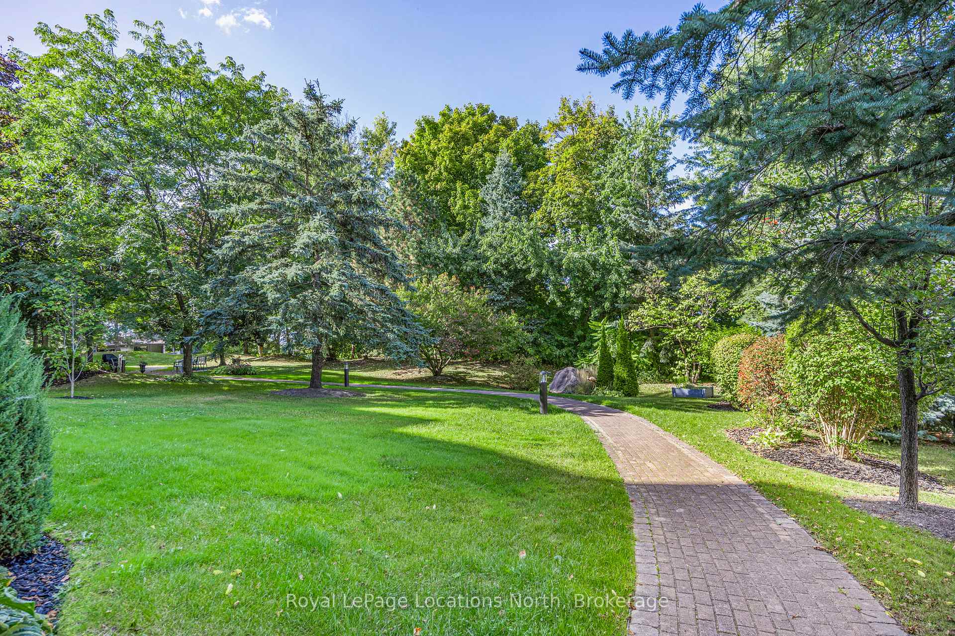 Photo 32 of Unit 213, 4 Briar Hill Heights, New Tecumseth, Rural New Tecumseth — HOMEH
