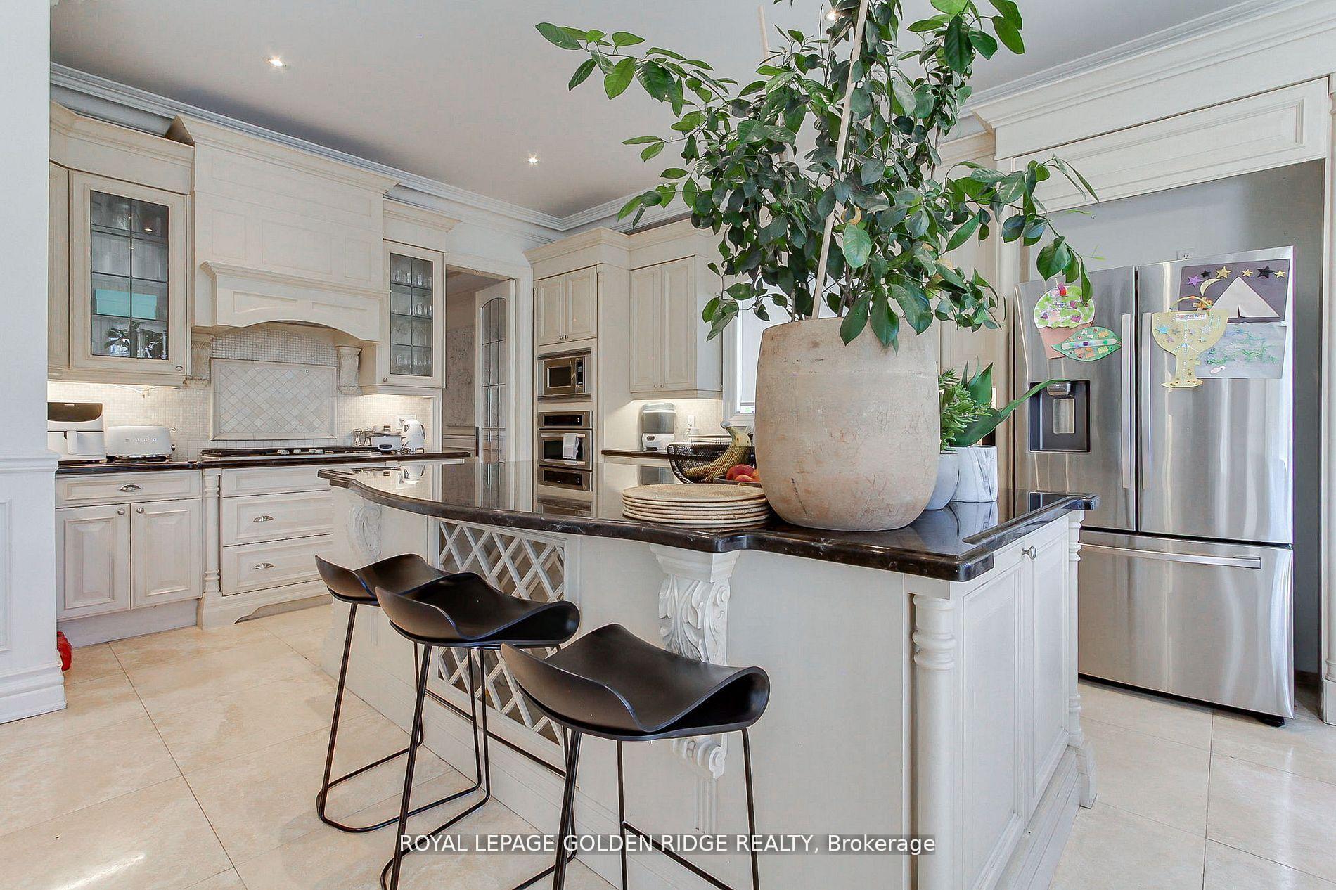 Photo 6 of 99 Bannockburn Avenue, Toronto, Bedford Park-Nortown — HOMEH